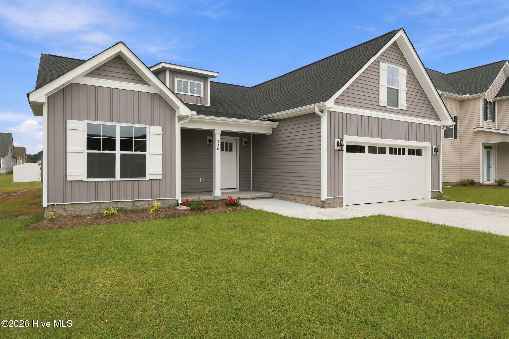 336 Gerbera Court Property Photo 2