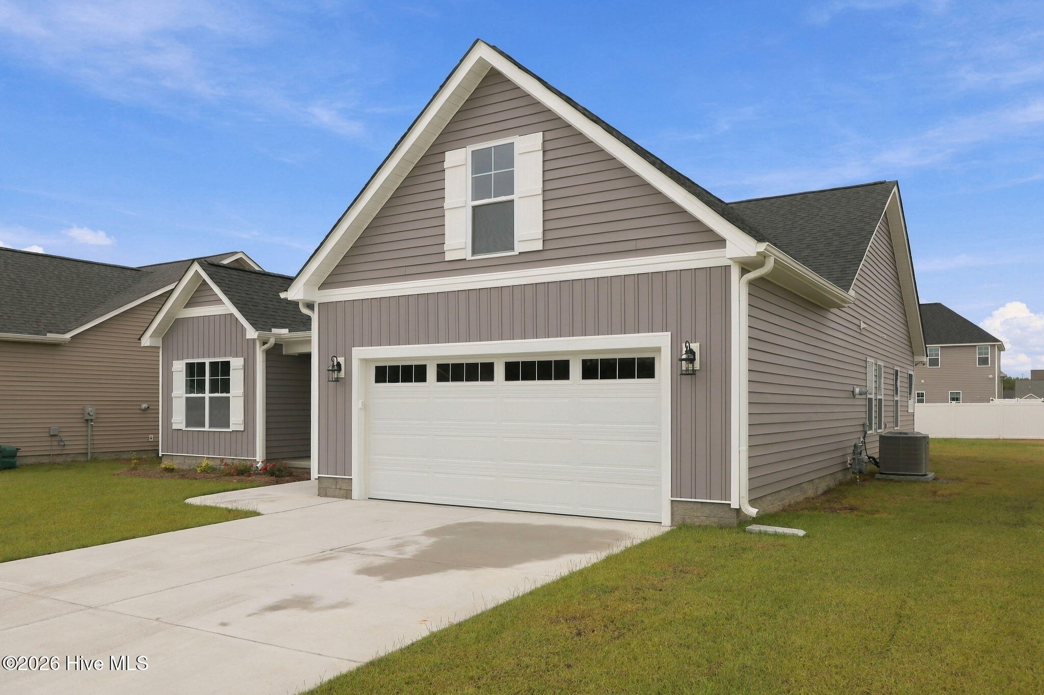336 Gerbera Court Property Photo 3