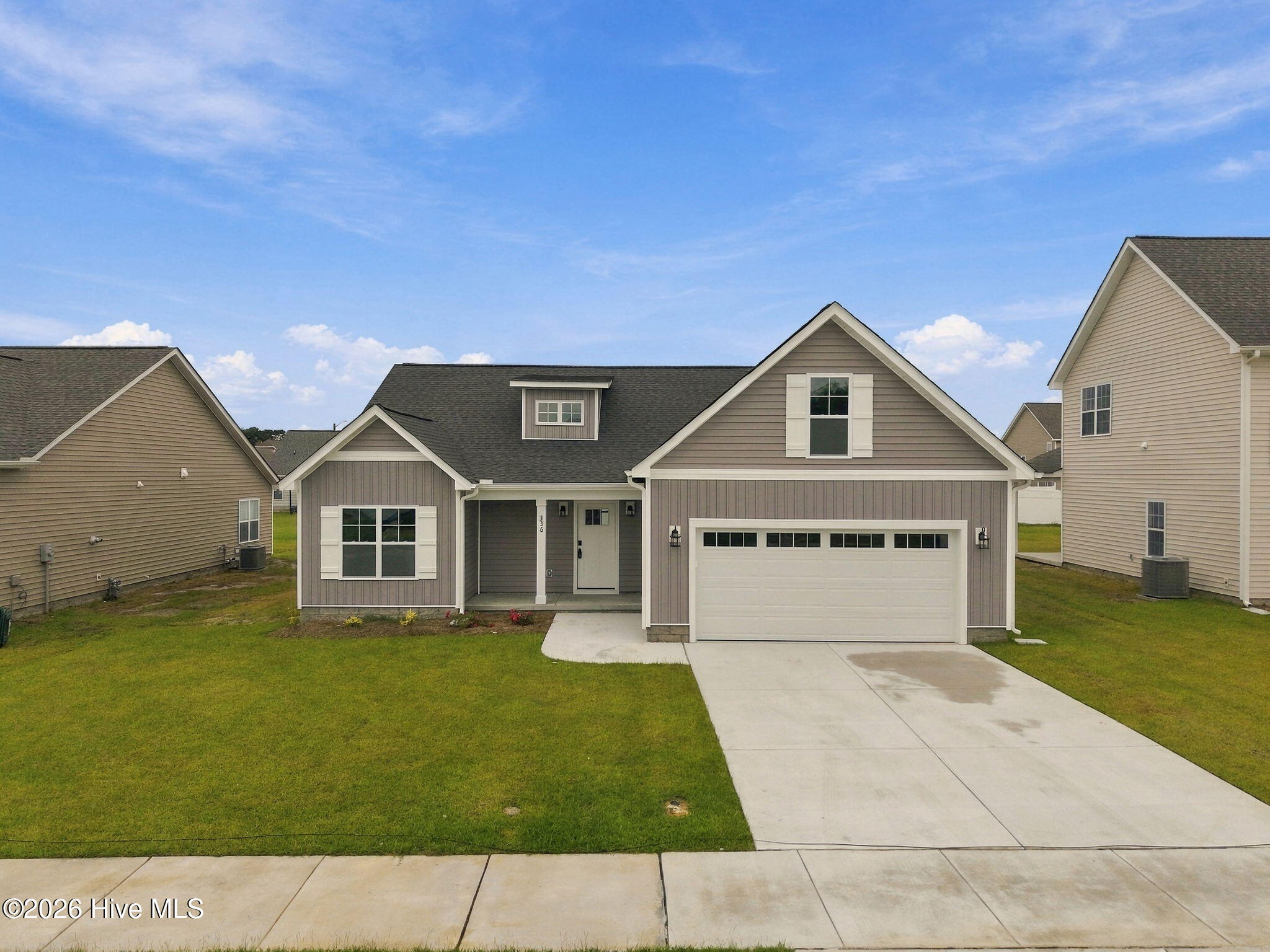 336 Gerbera Court Property Photo 4