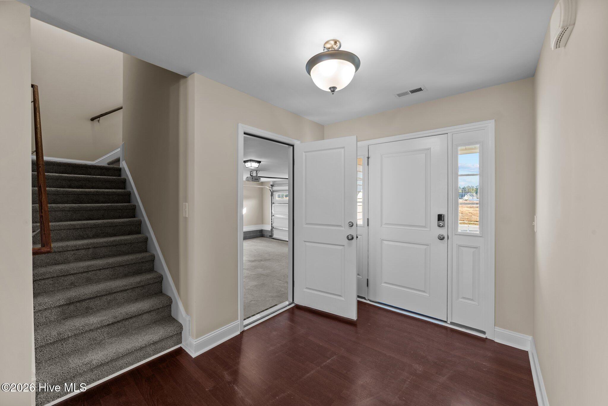 336 Gerbera Court Property Photo 8