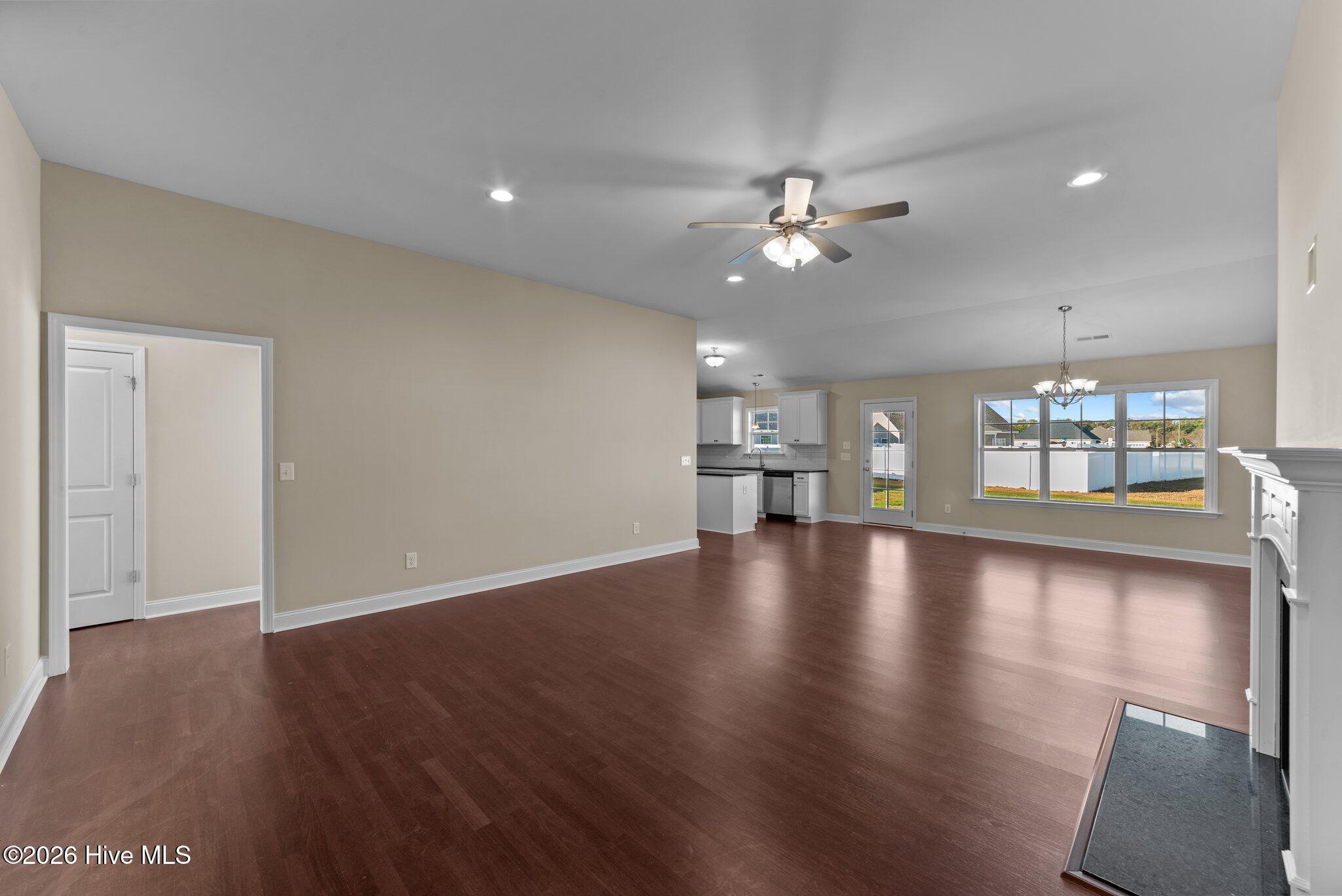 336 Gerbera Court Property Photo 10