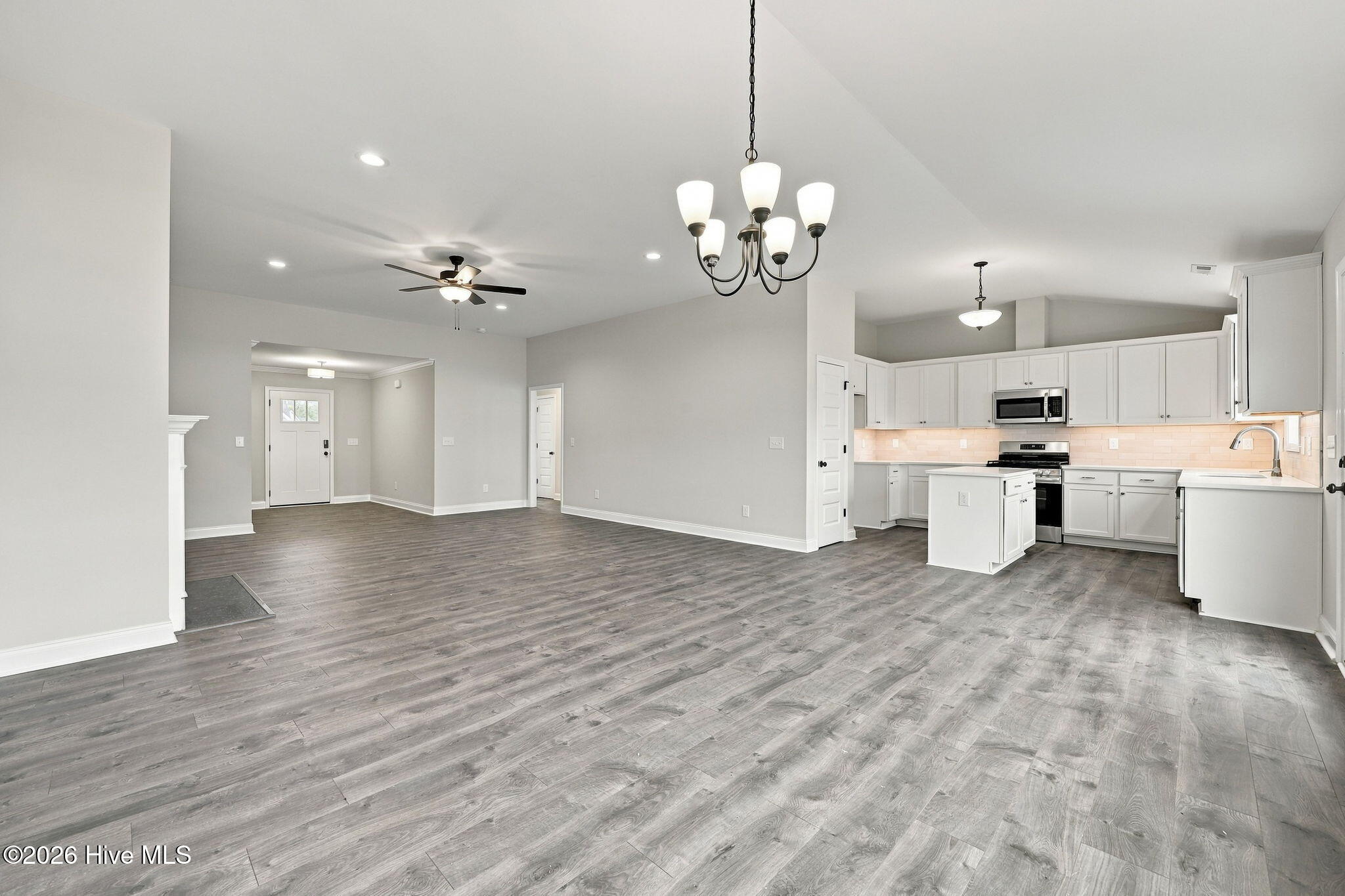 336 Gerbera Court Property Photo 12