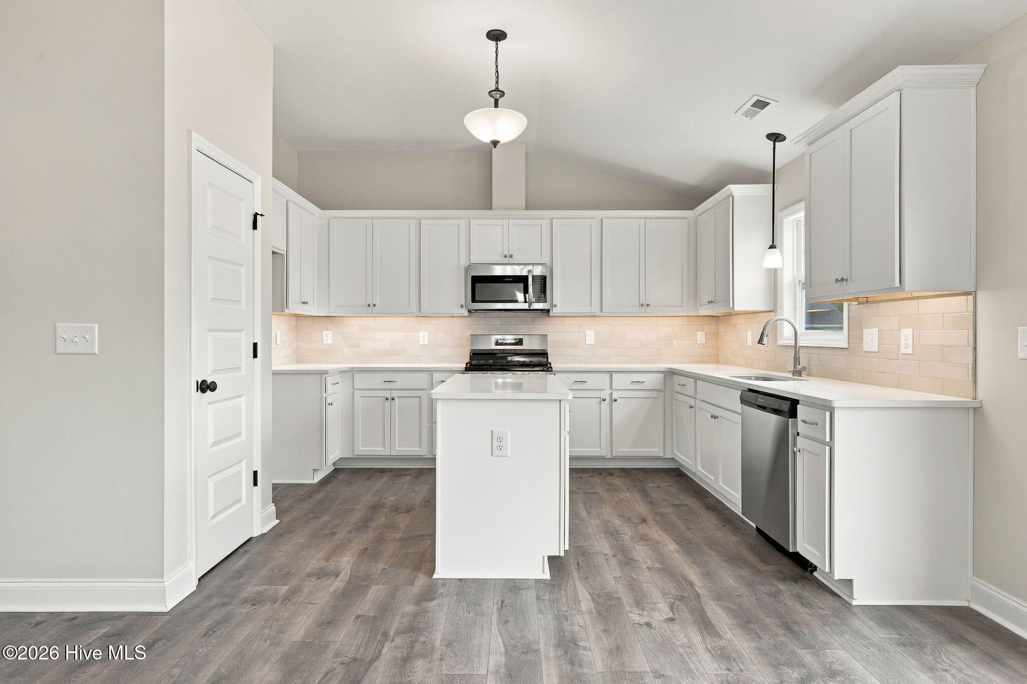 336 Gerbera Court Property Photo 13