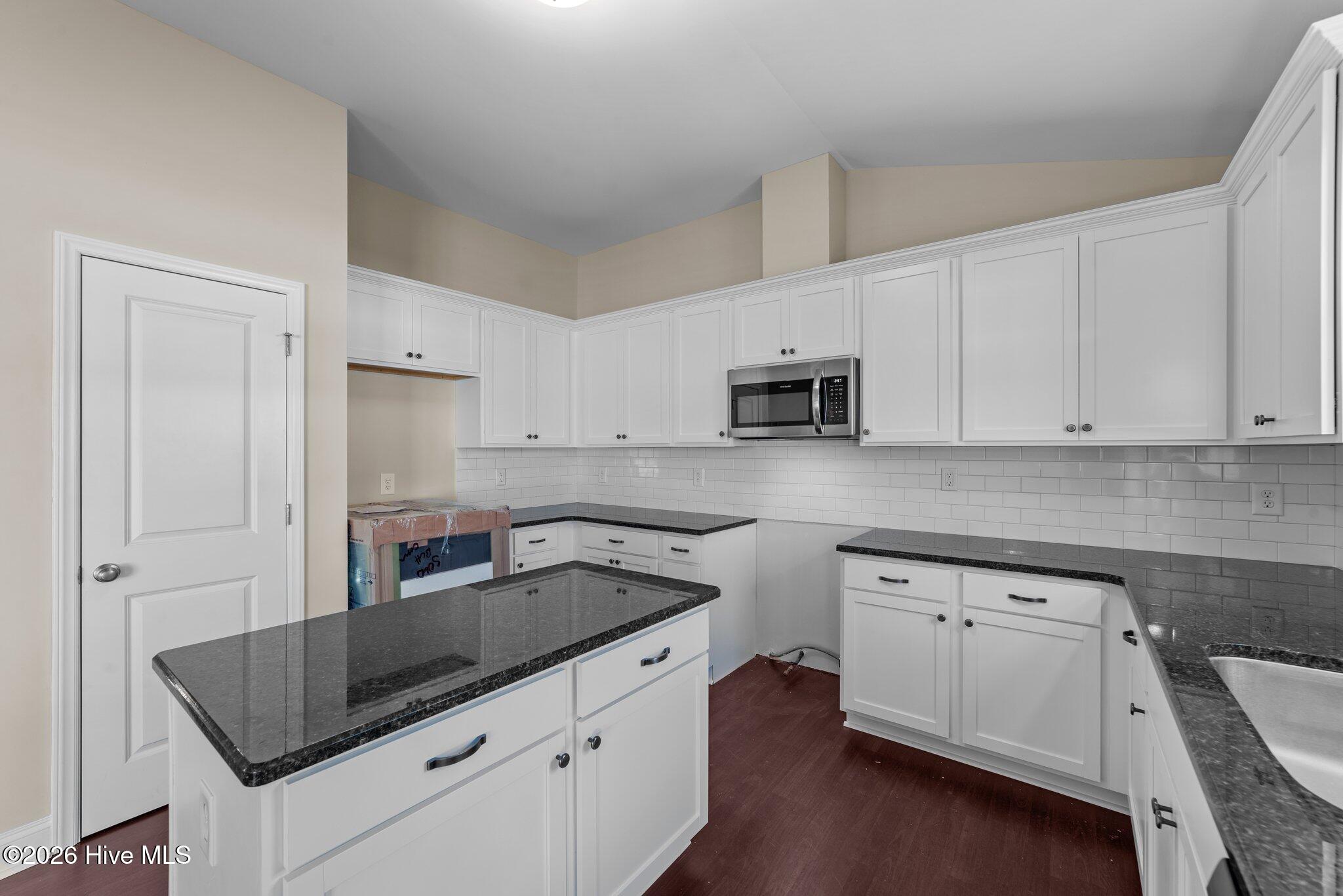 336 Gerbera Court Property Photo 22