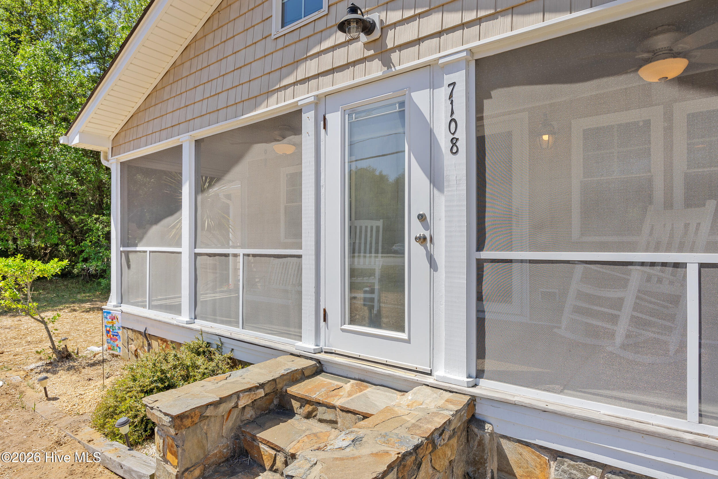 7108 Carolina Beach Road Property Photo 5