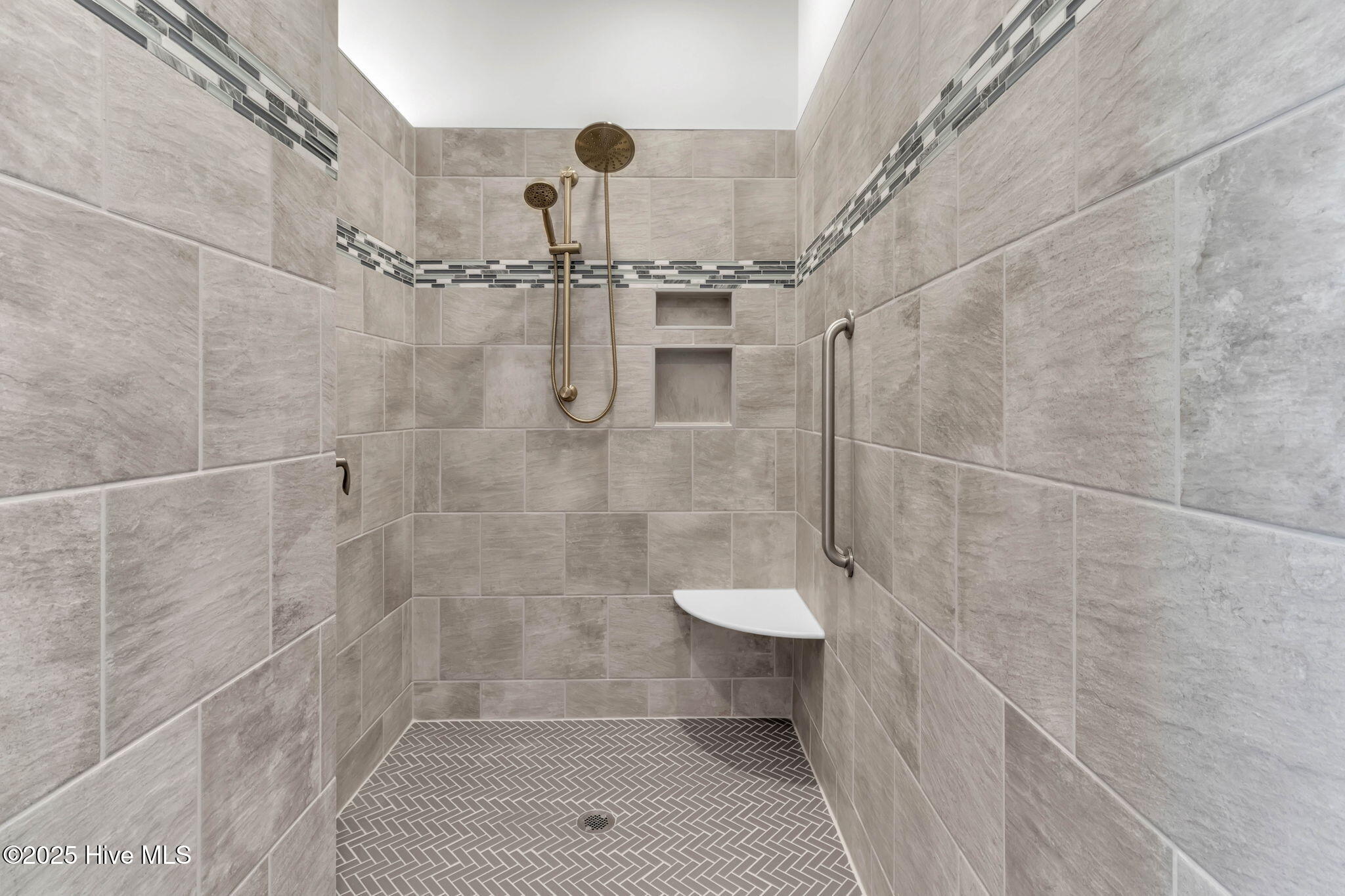4275 Cobleskill Drive Property Photo 24