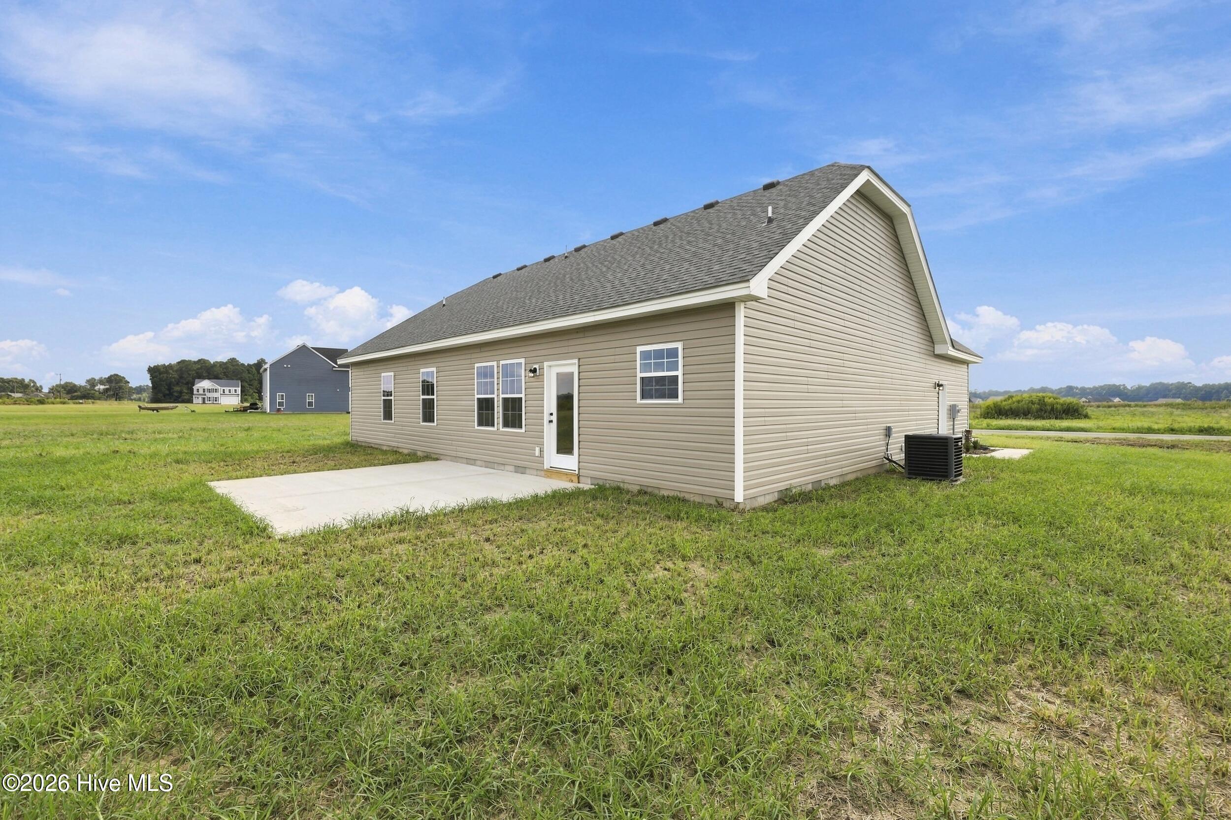 208 Halifax Court Property Photo 45
