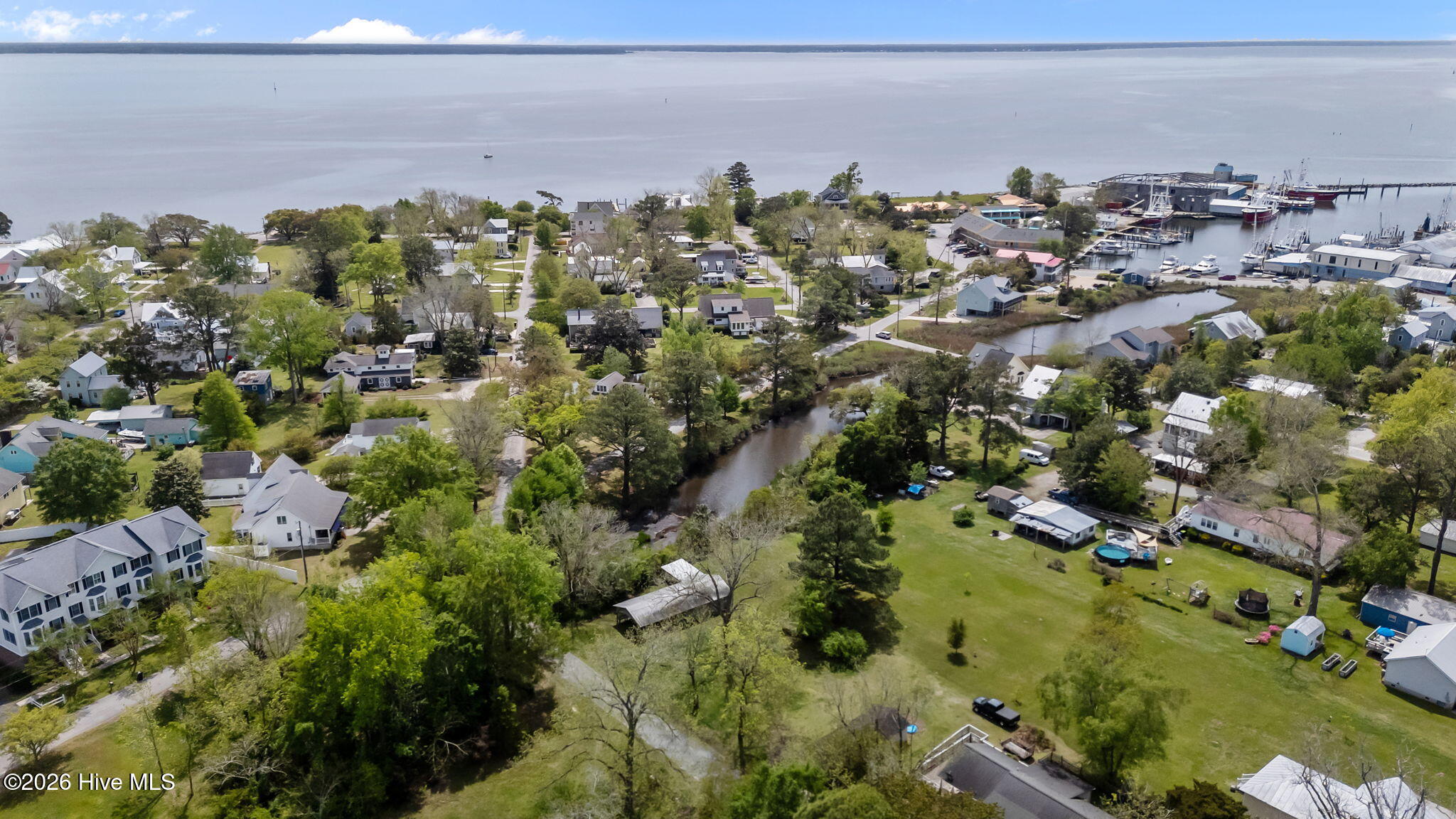 401 N/a Neuse Street Property Photo 8