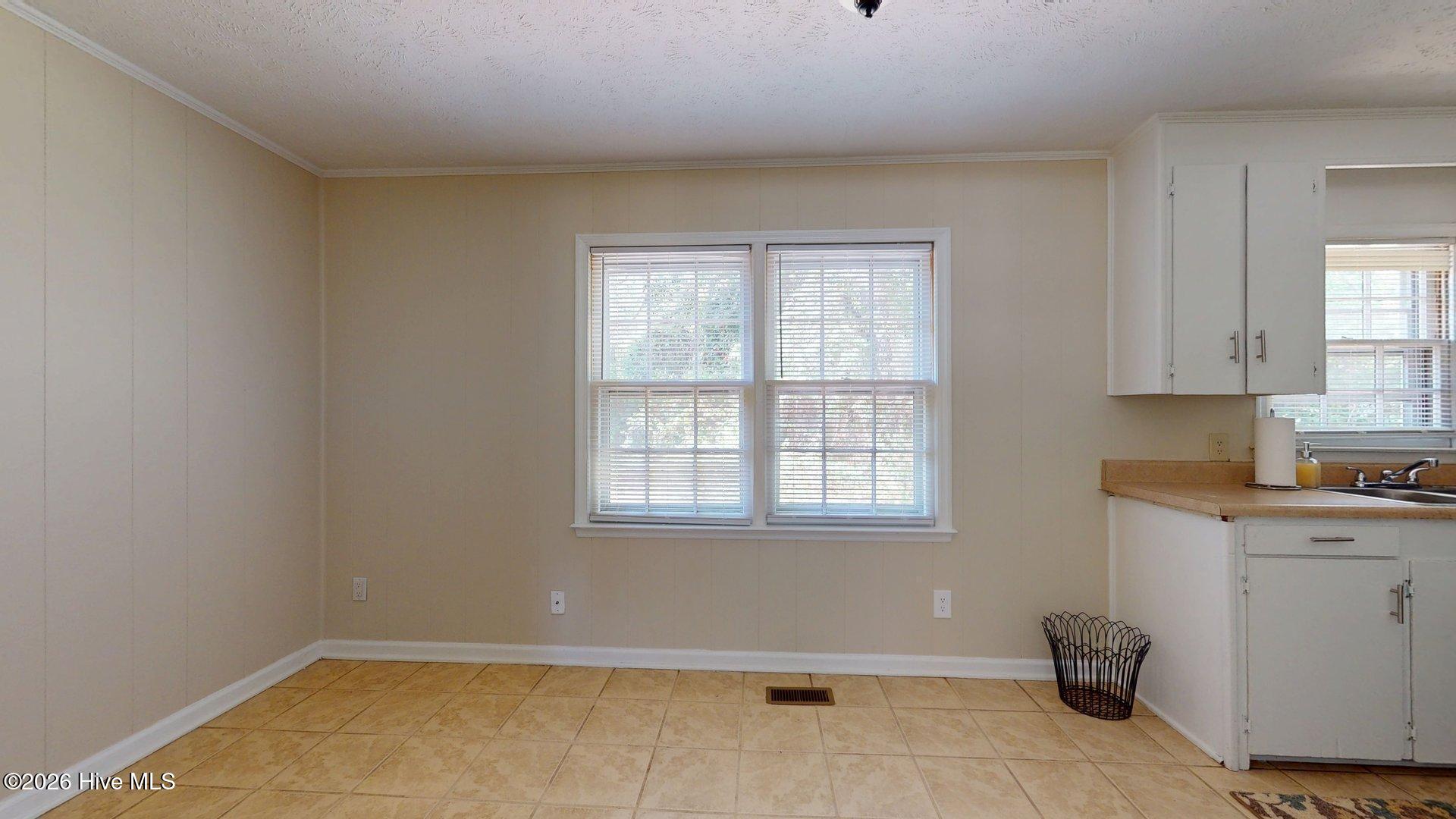 1240 W Michigan Avenue Property Photo 16