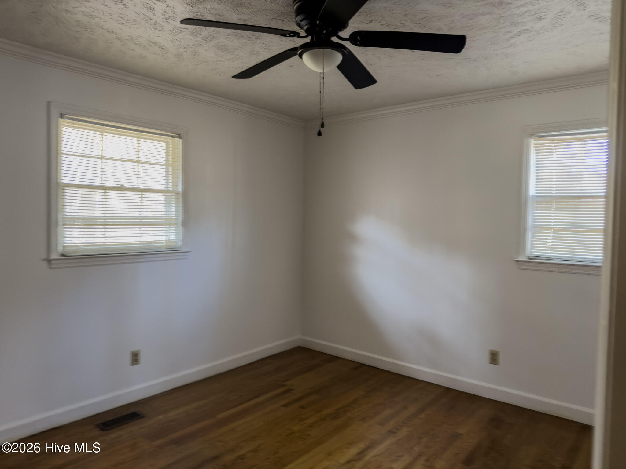 598 Forest Road Property Photo 20