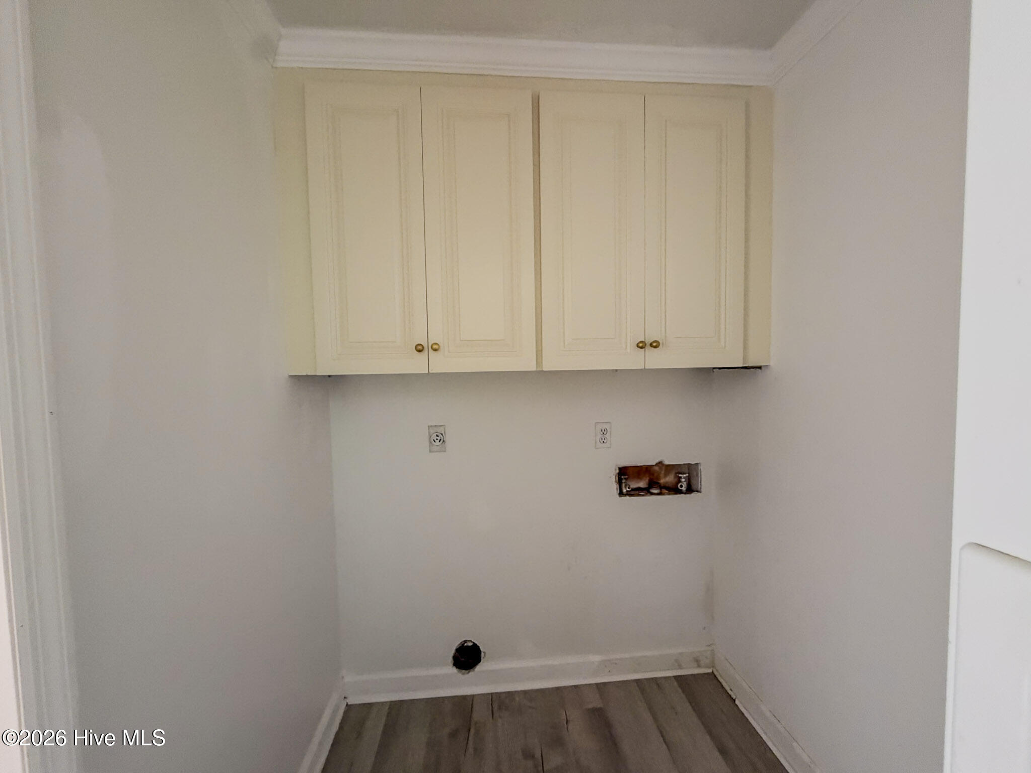 598 Forest Road Property Photo 23