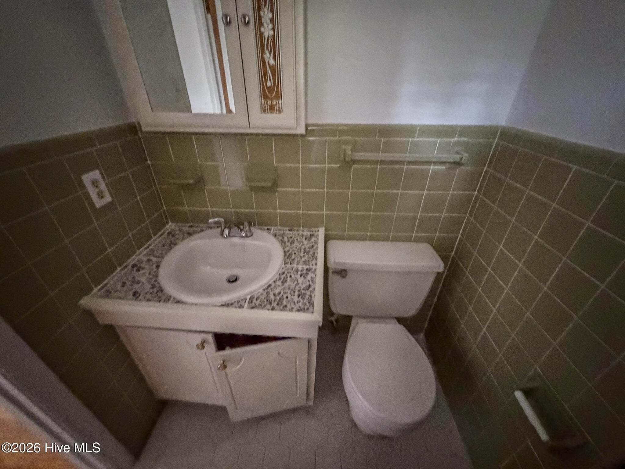 598 Forest Road Property Photo 26
