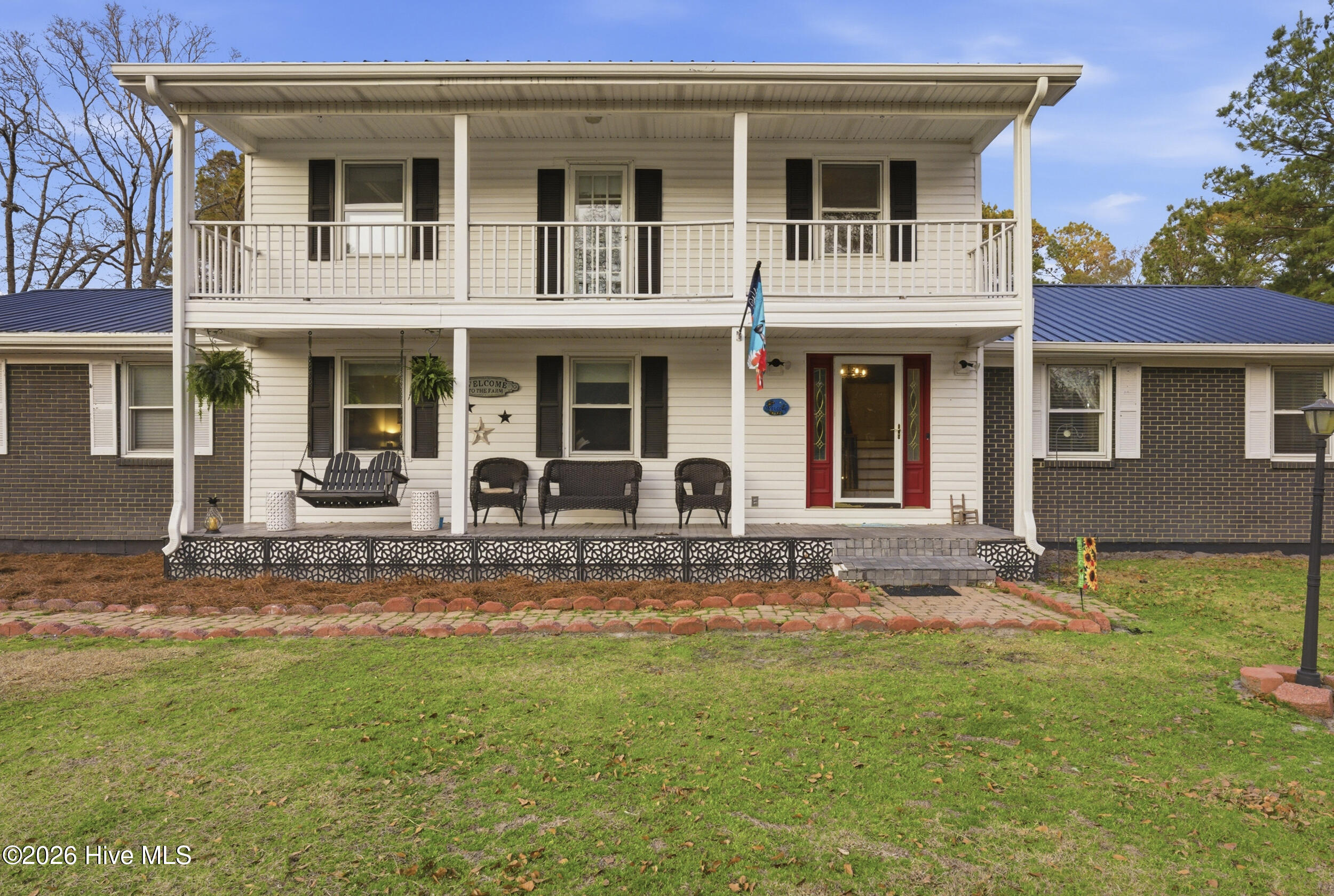 732 County Line Road Property Photo 1