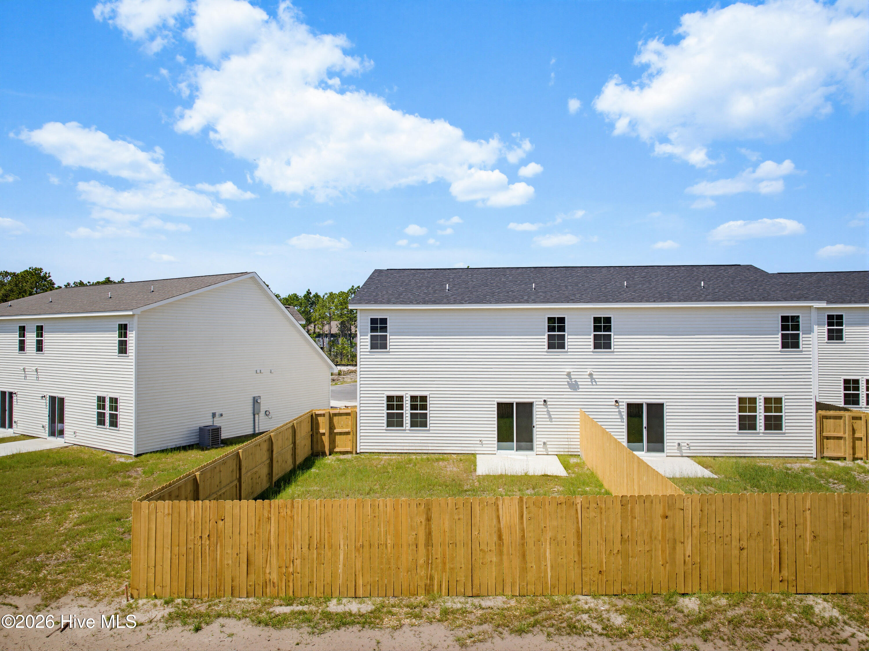 219 Sandpiper Place Property Photo 4