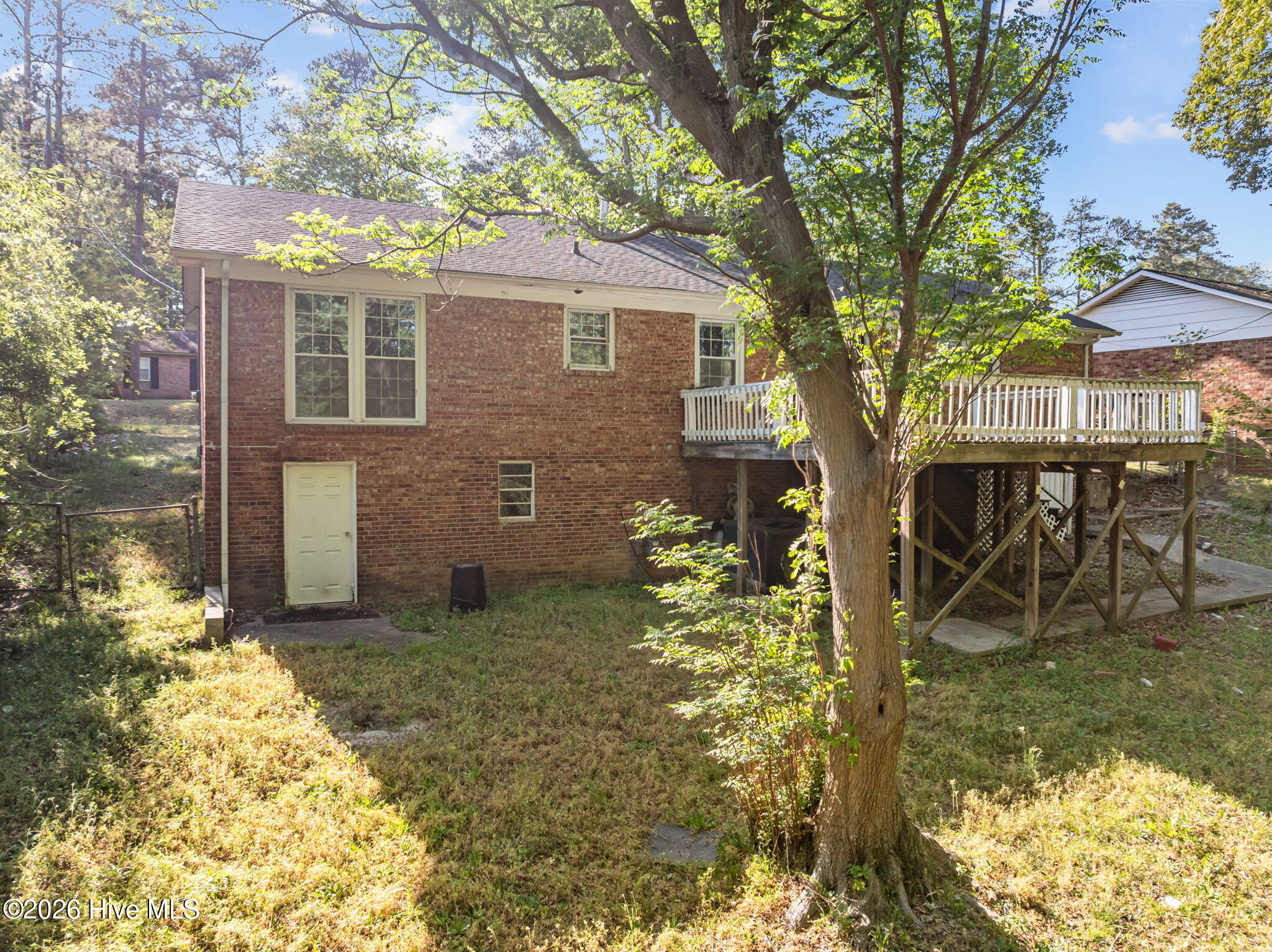 5308 Foxfire Road Property Photo 5
