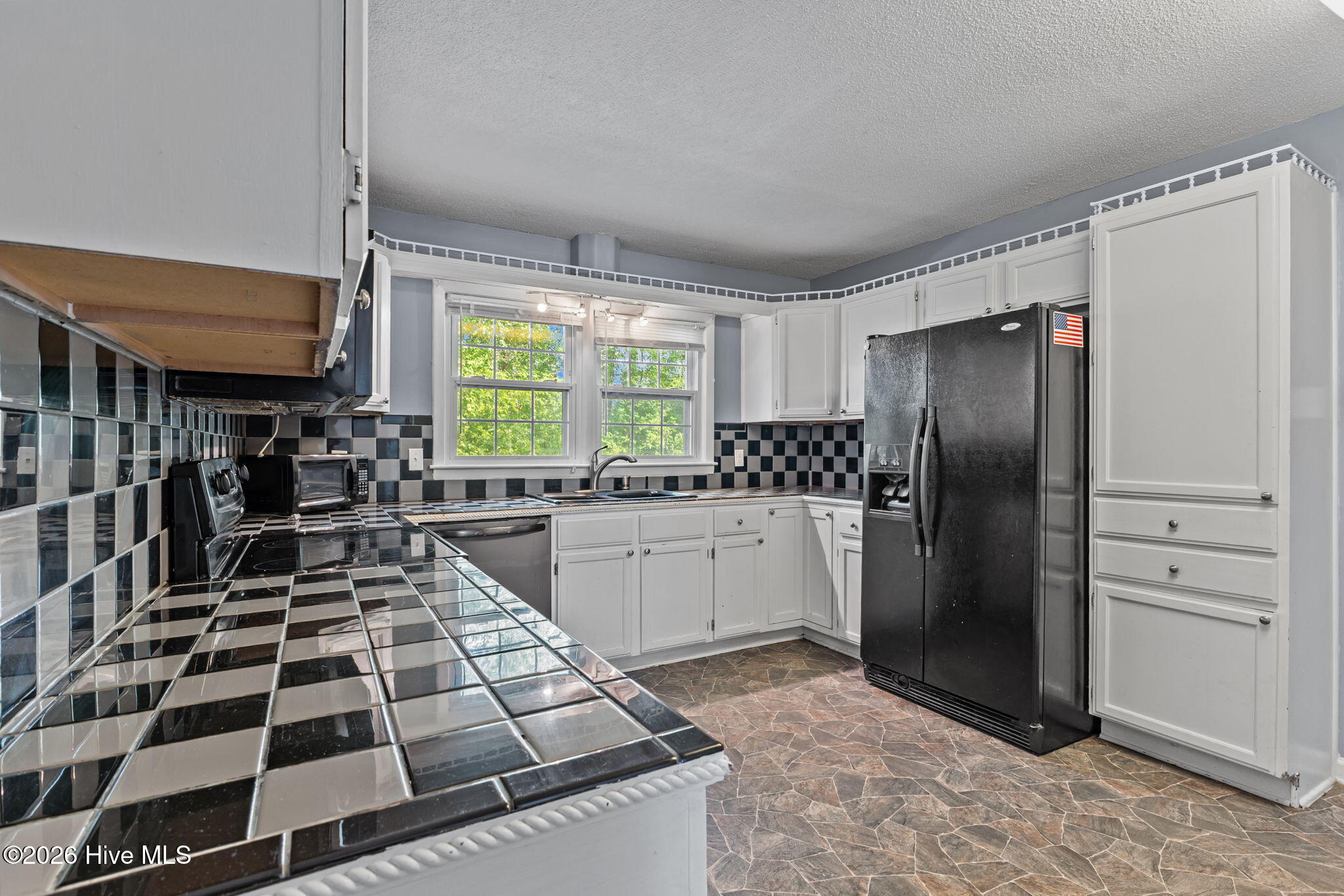 5308 Foxfire Road Property Photo 14