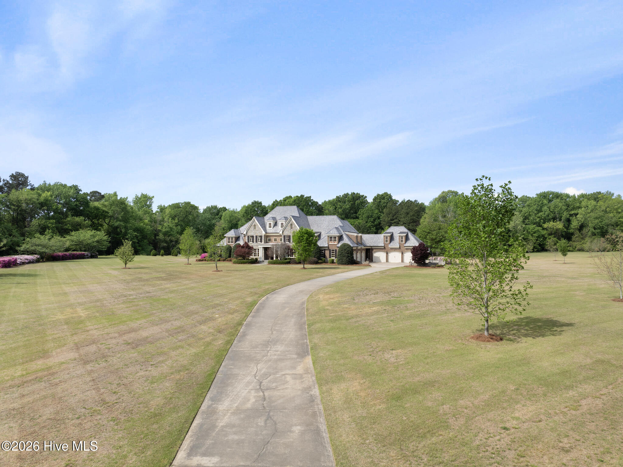 1181 Middle Road