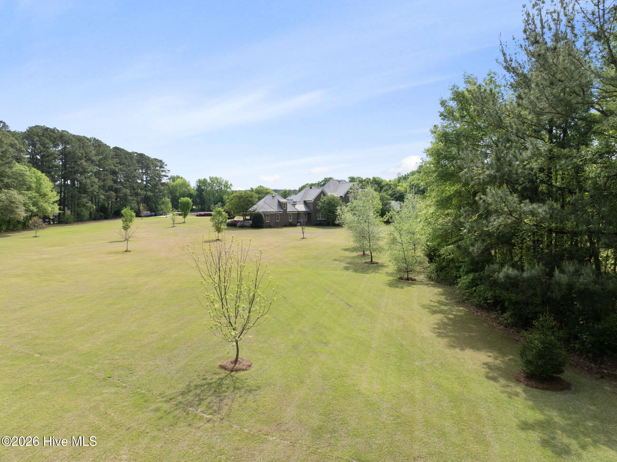 1181 Middle Road Property Photo 14