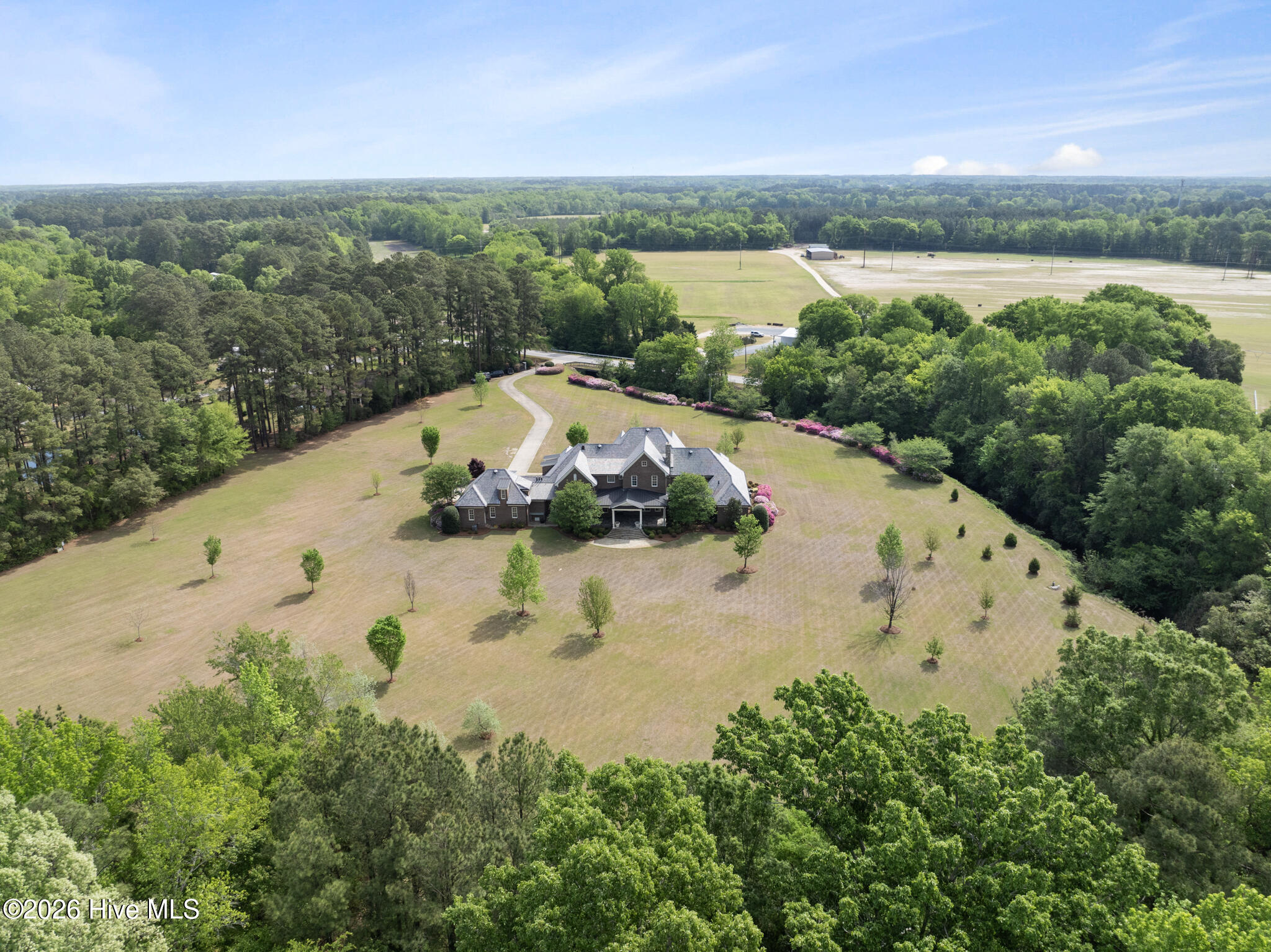1181 Middle Road Property Photo 16