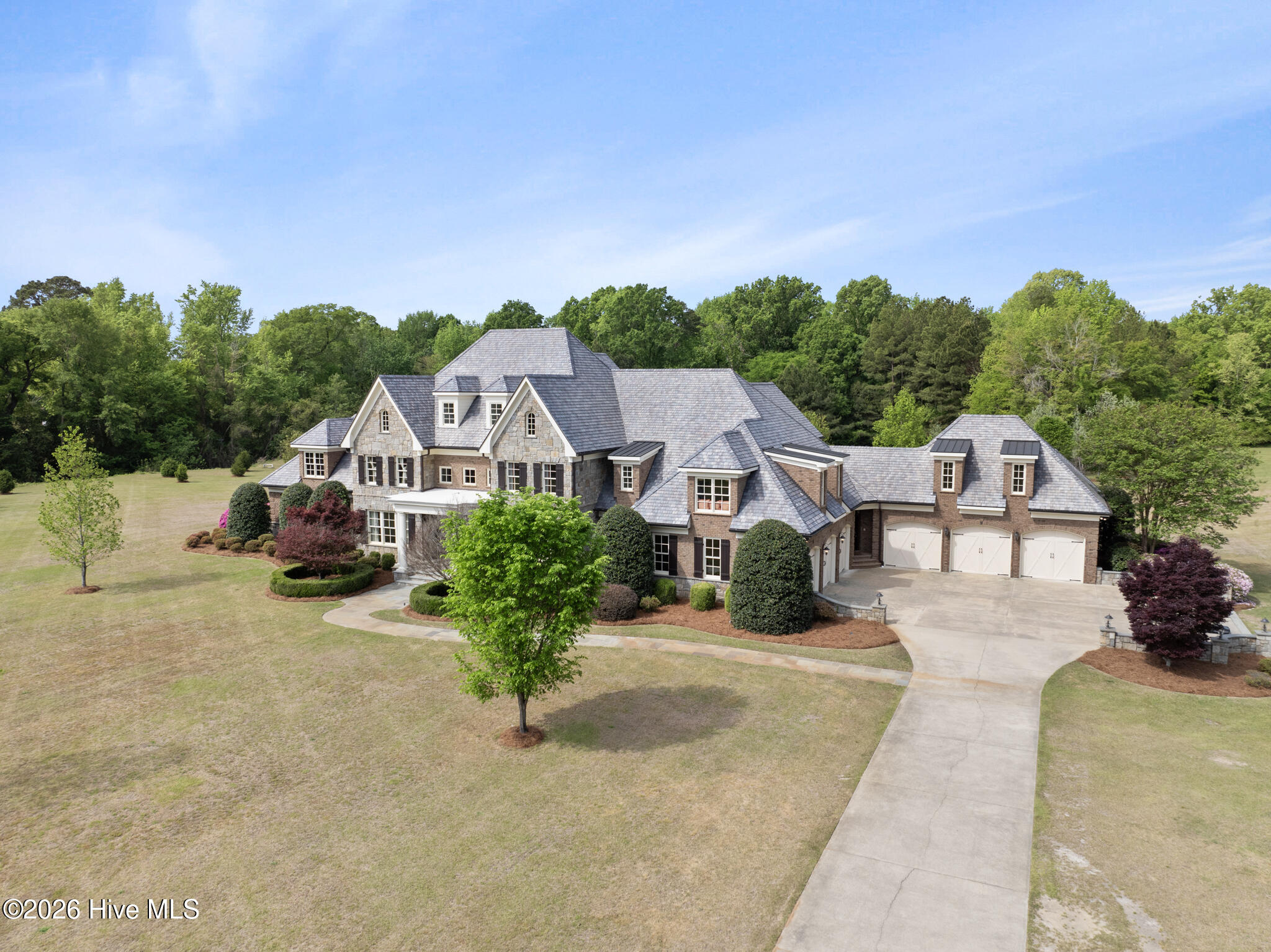 1181 Middle Road Property Photo 23