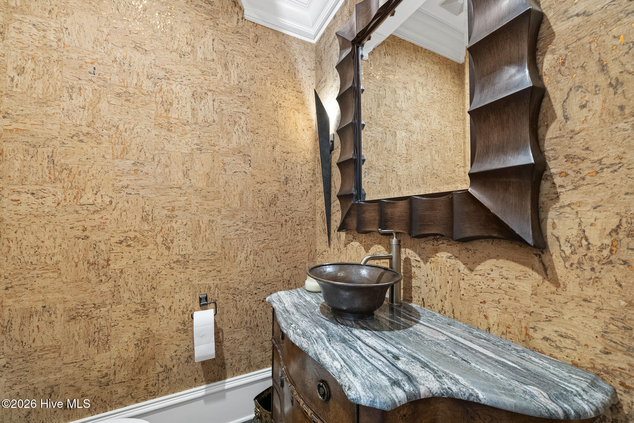 1181 Middle Road Property Photo 45