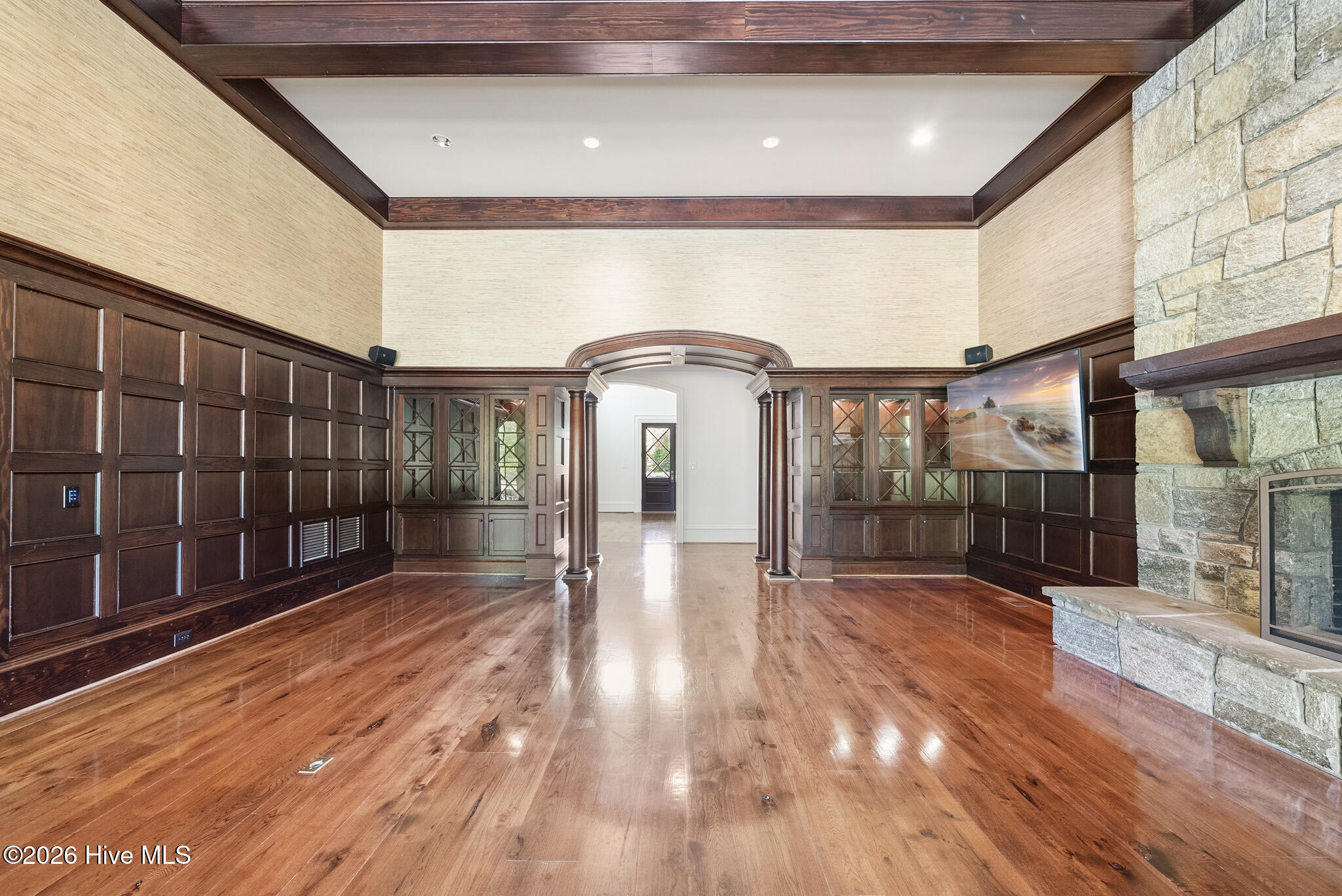 1181 Middle Road Property Photo 48