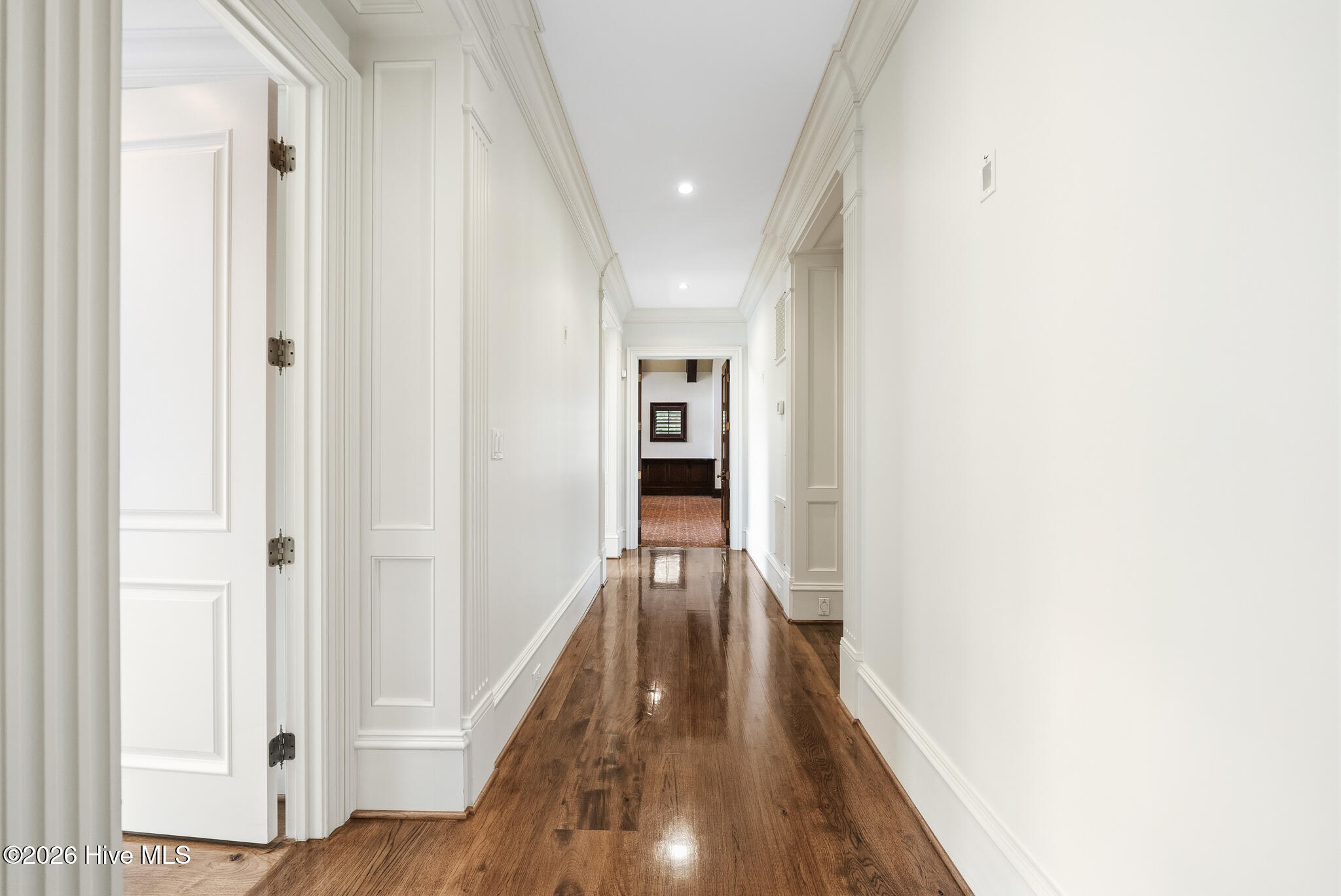 1181 Middle Road Property Photo 49