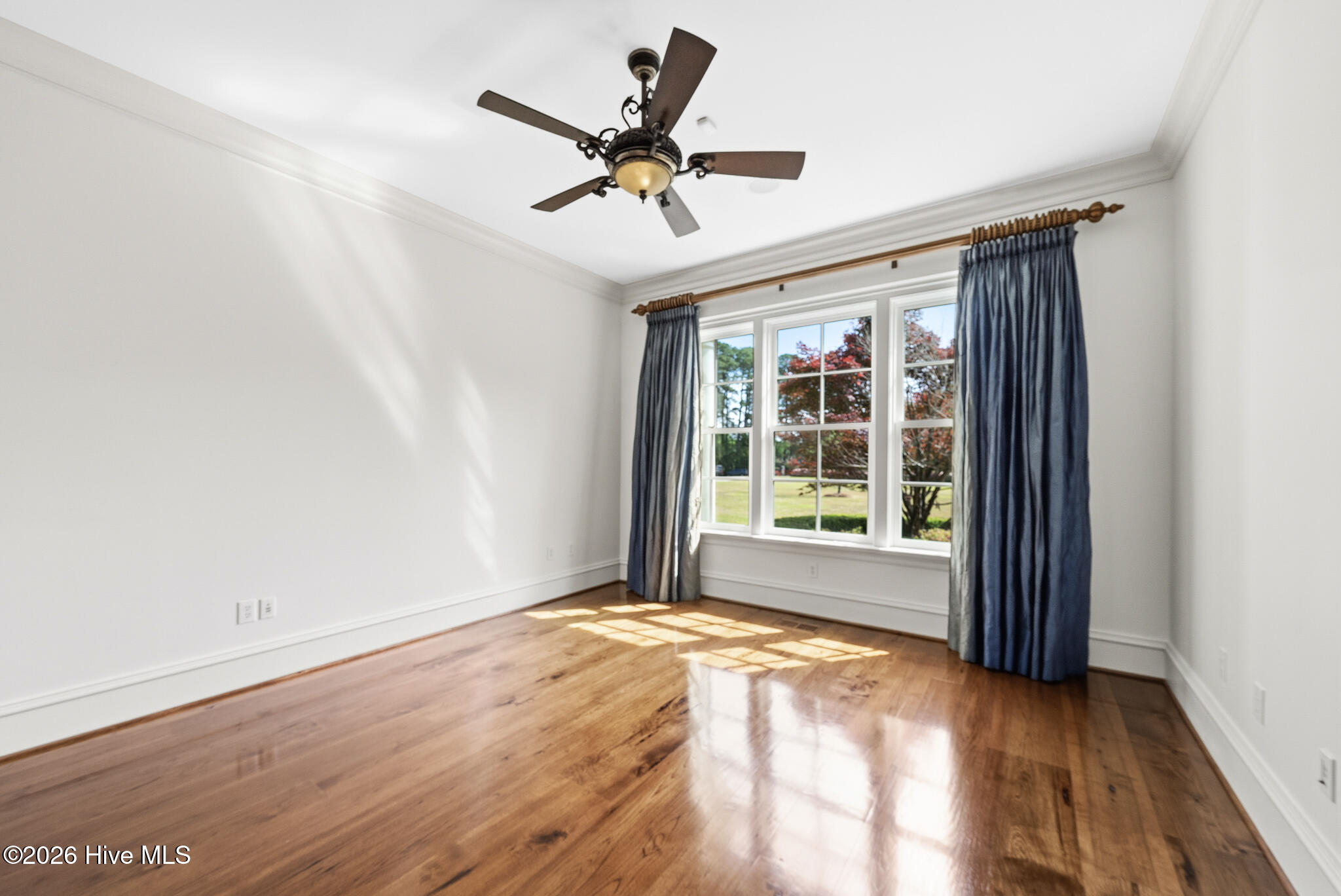 1181 Middle Road Property Photo 51