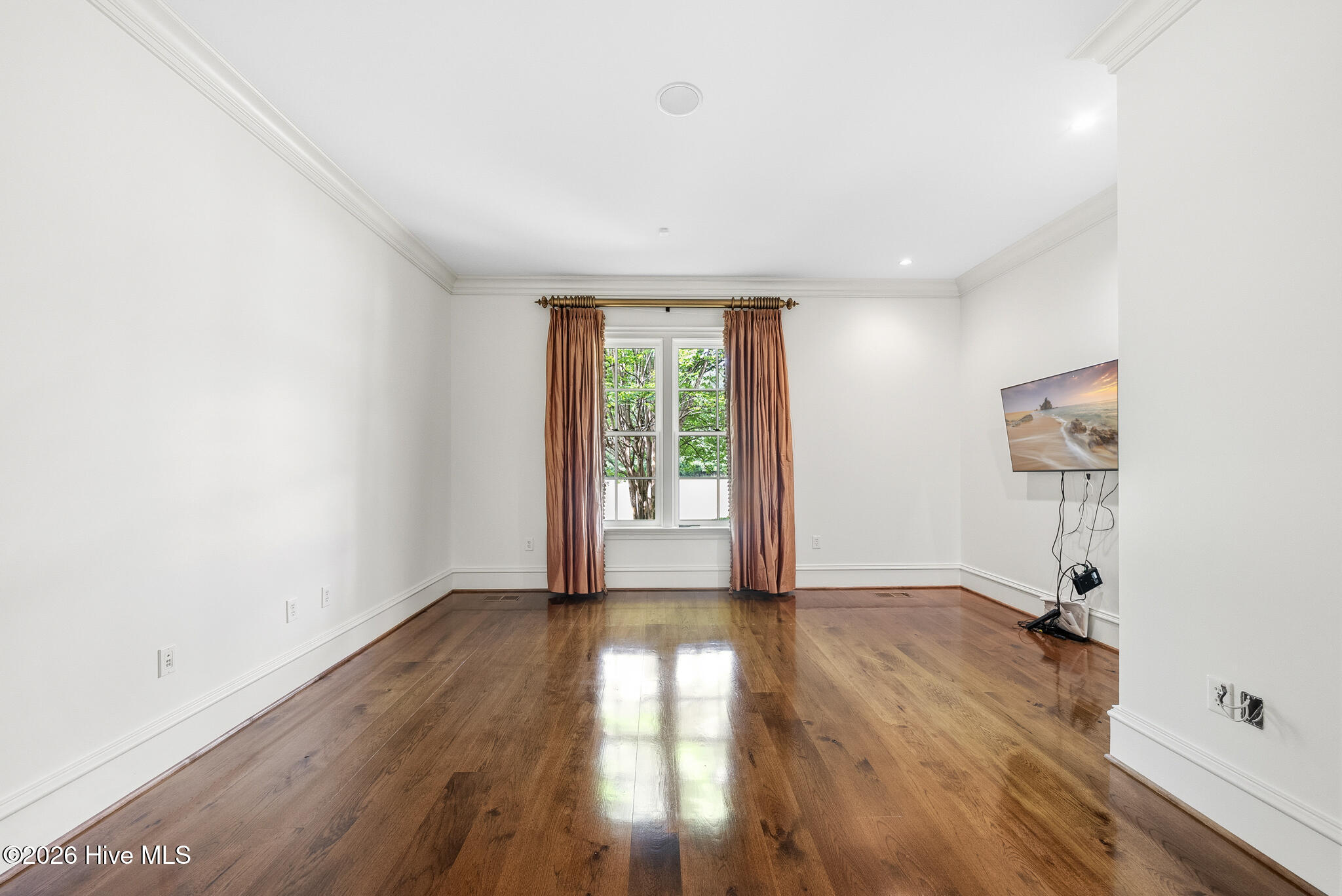 1181 Middle Road Property Photo 52