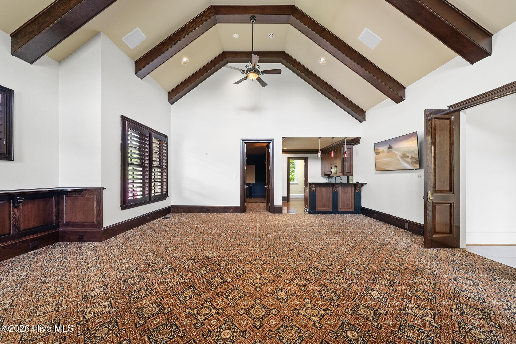 1181 Middle Road Property Photo 58