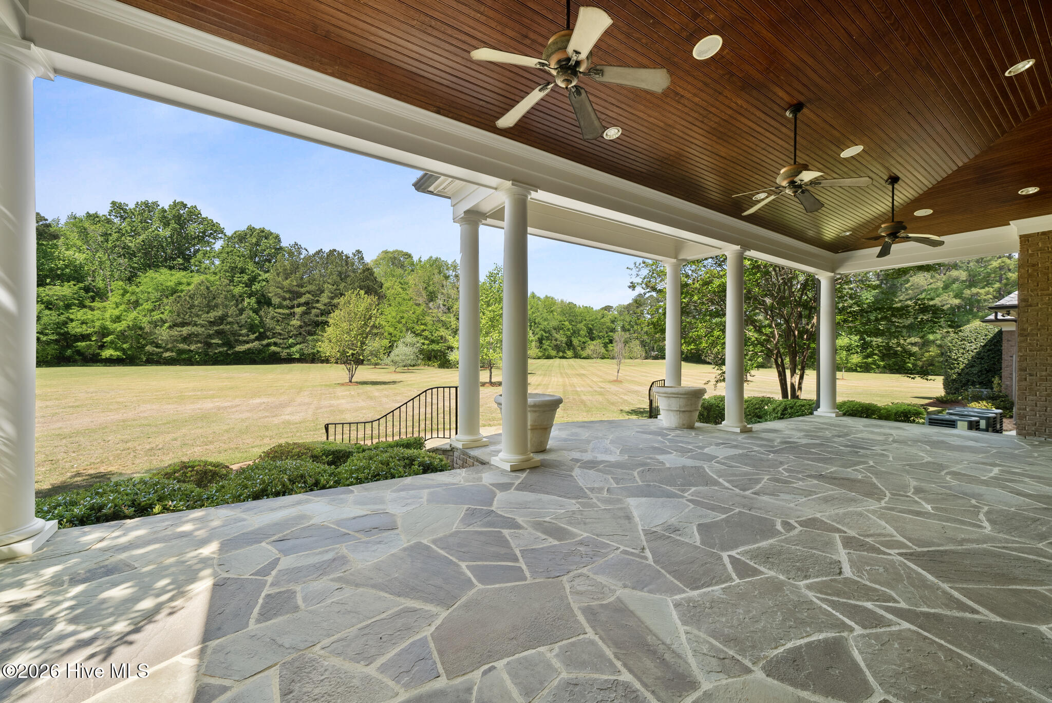 1181 Middle Road Property Photo 105