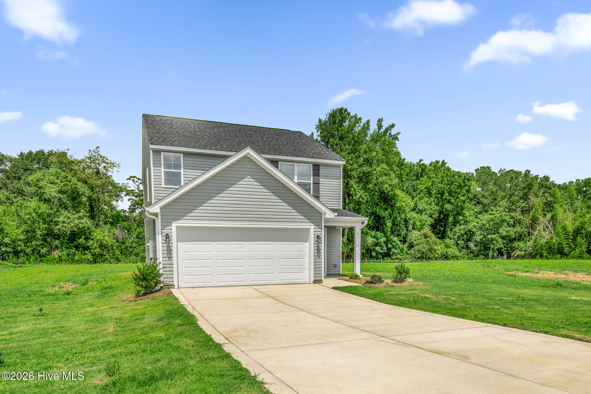 97 Coachman Lane Property Photo 4