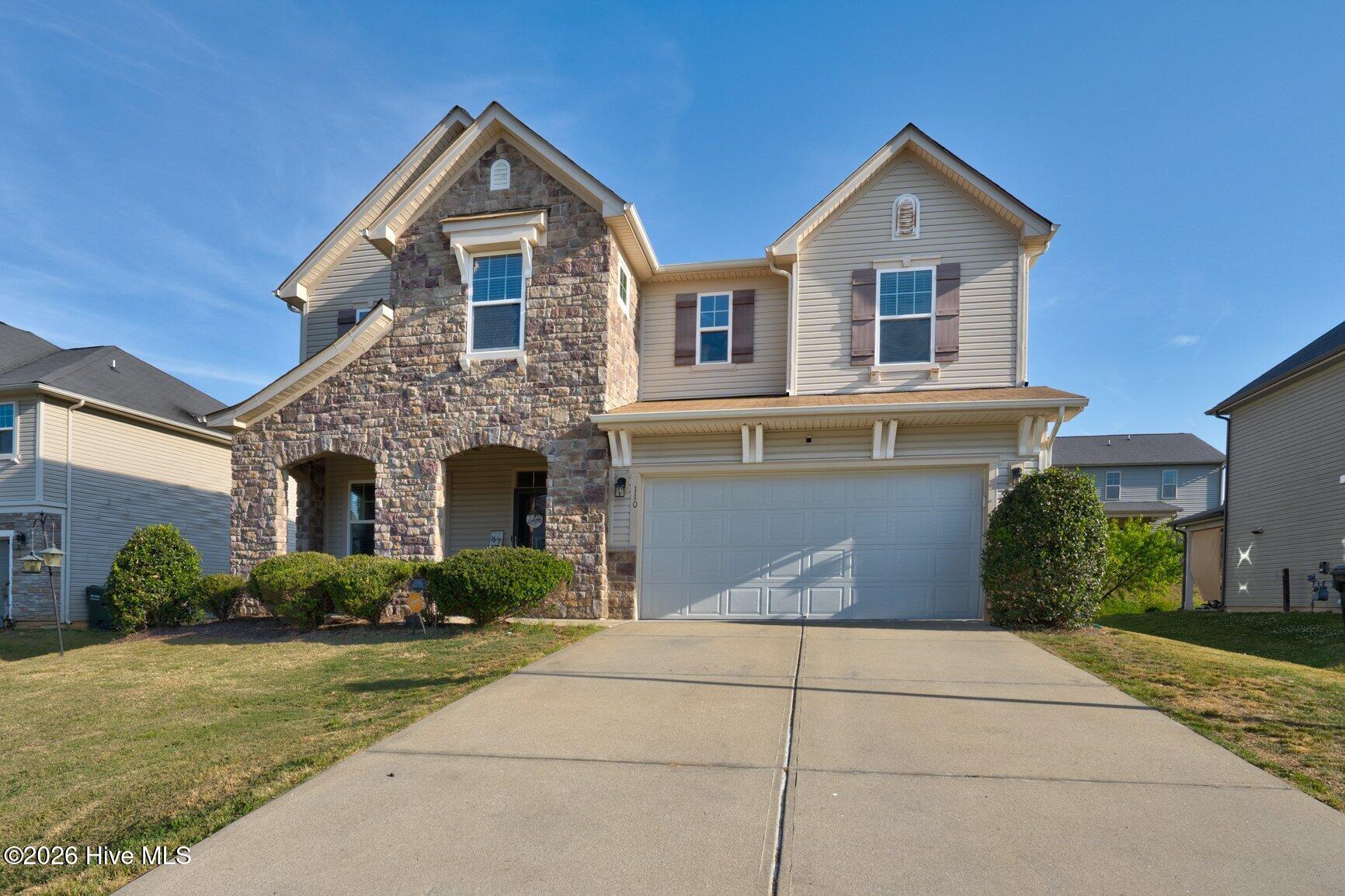 110 Green Willows Drive Property Photo 3