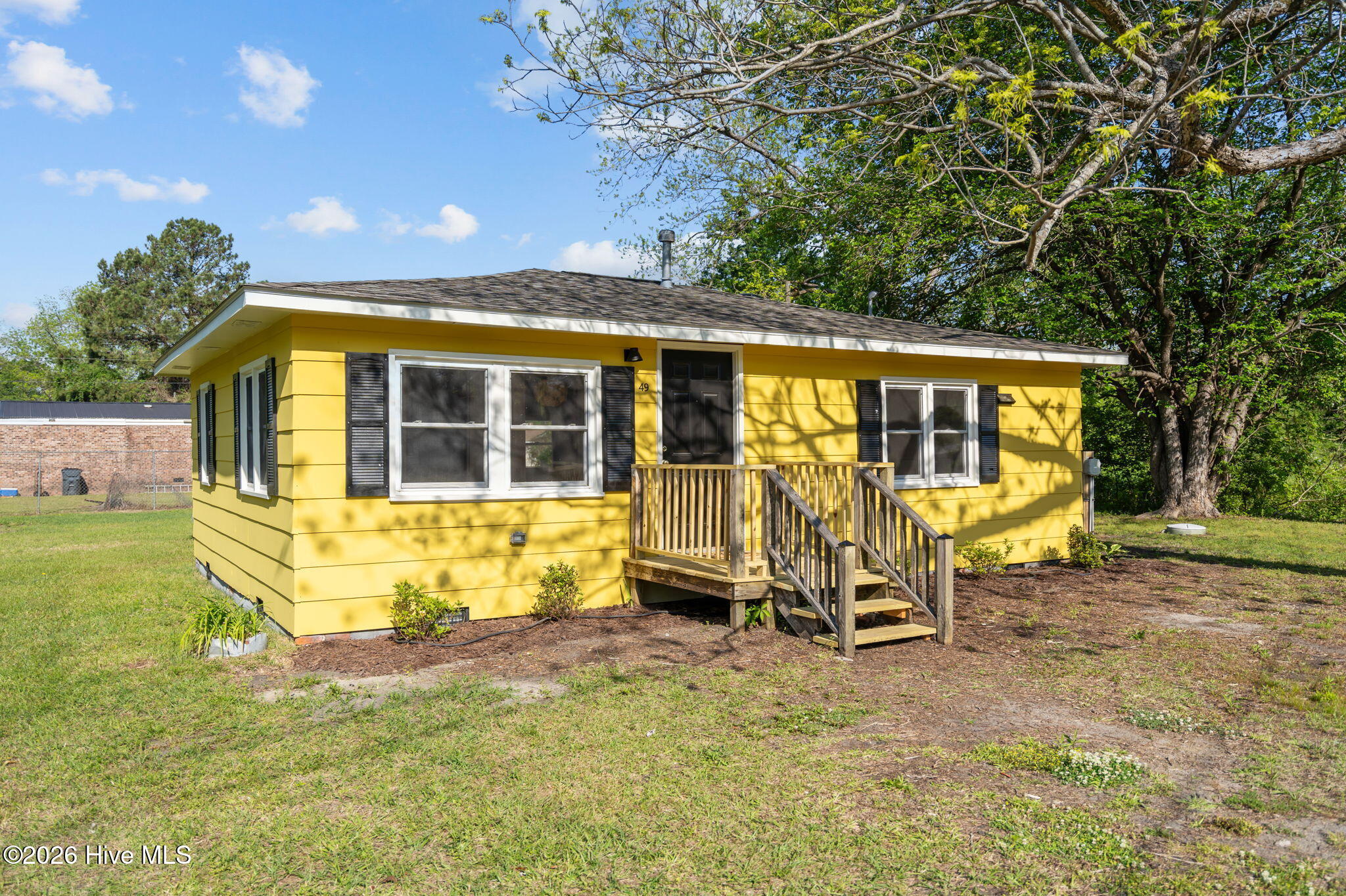 49 S 12th Street Property Photo 2