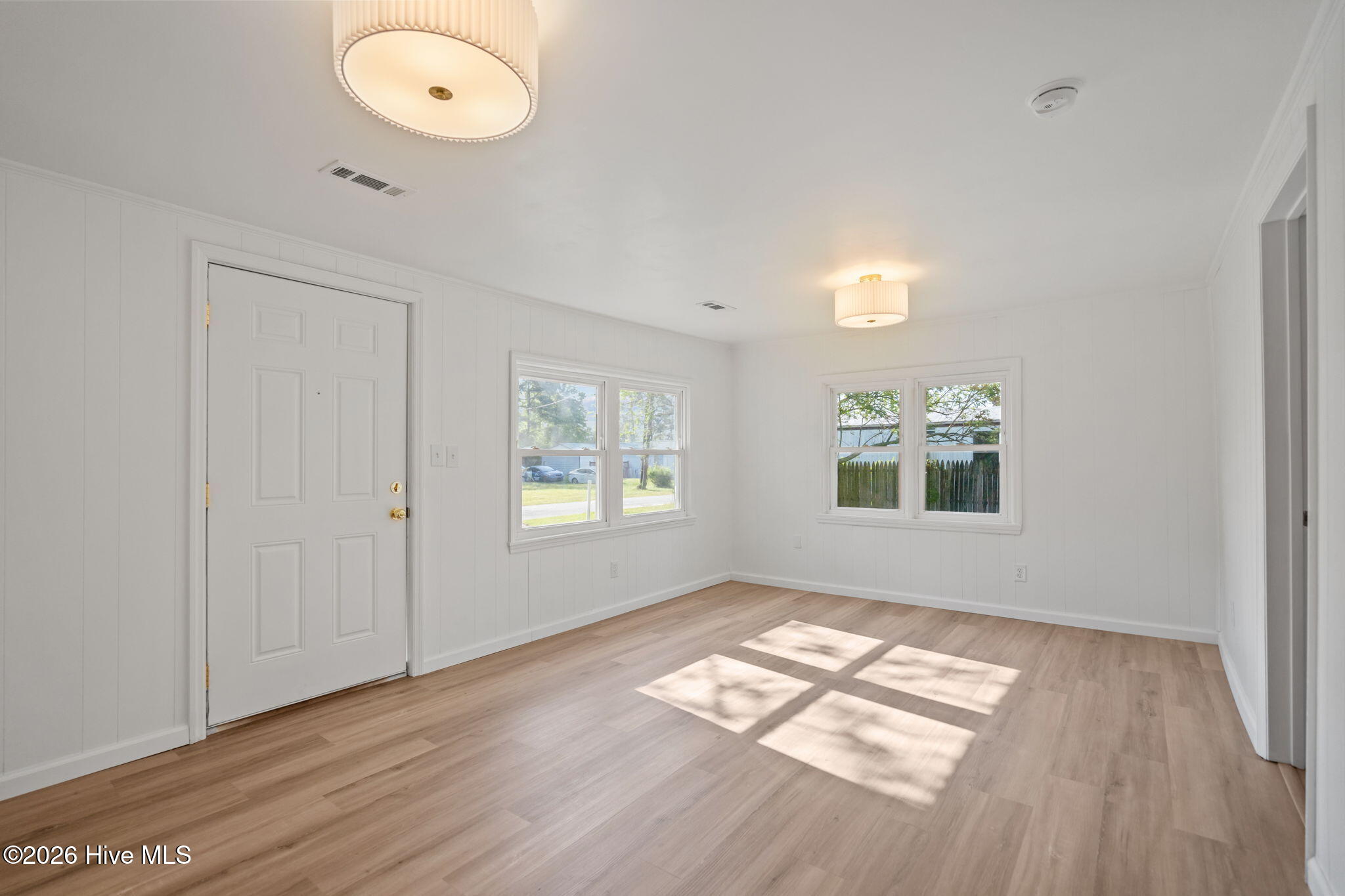 49 S 12th Street Property Photo 4