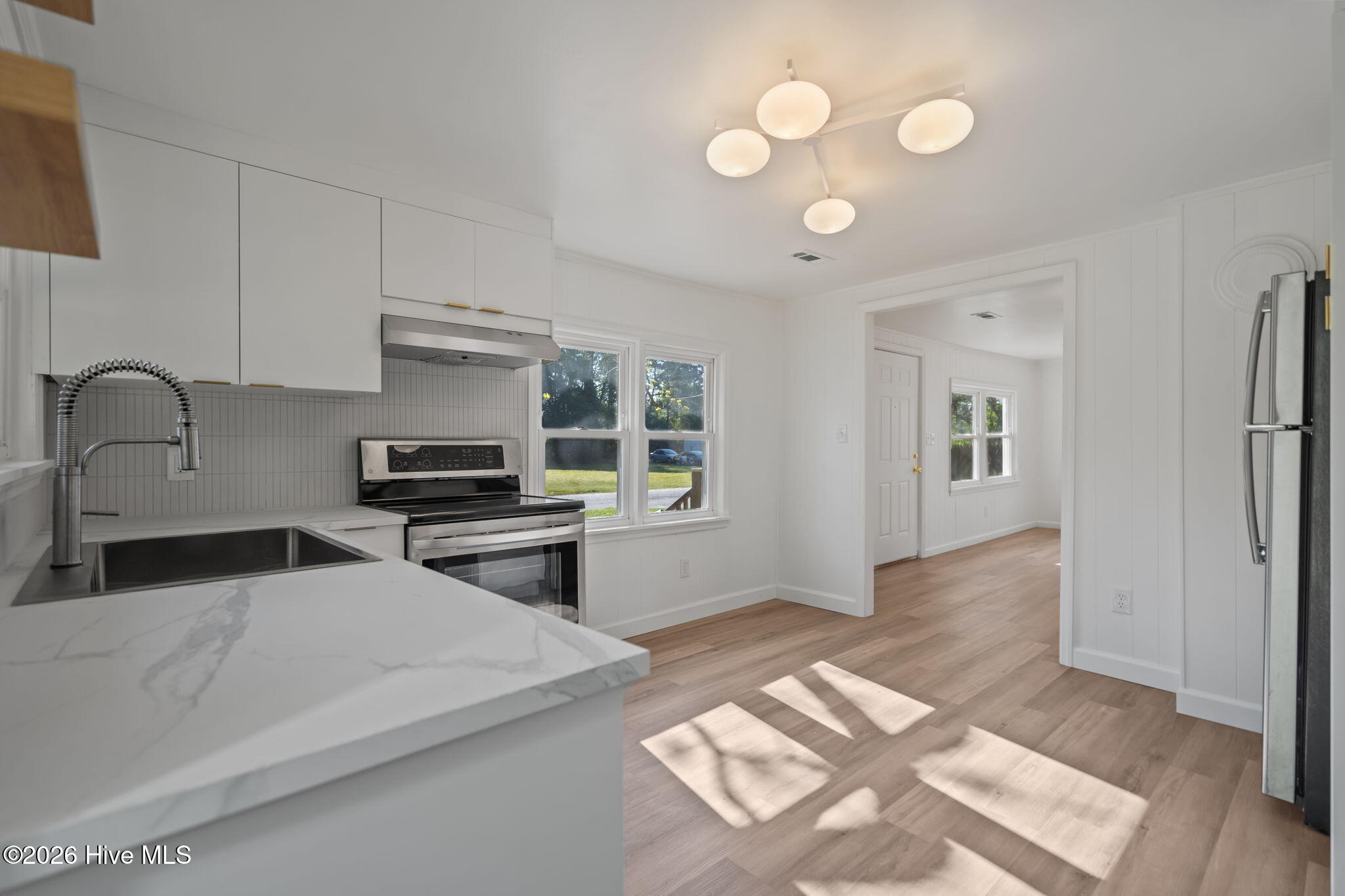 49 S 12th Street Property Photo 11