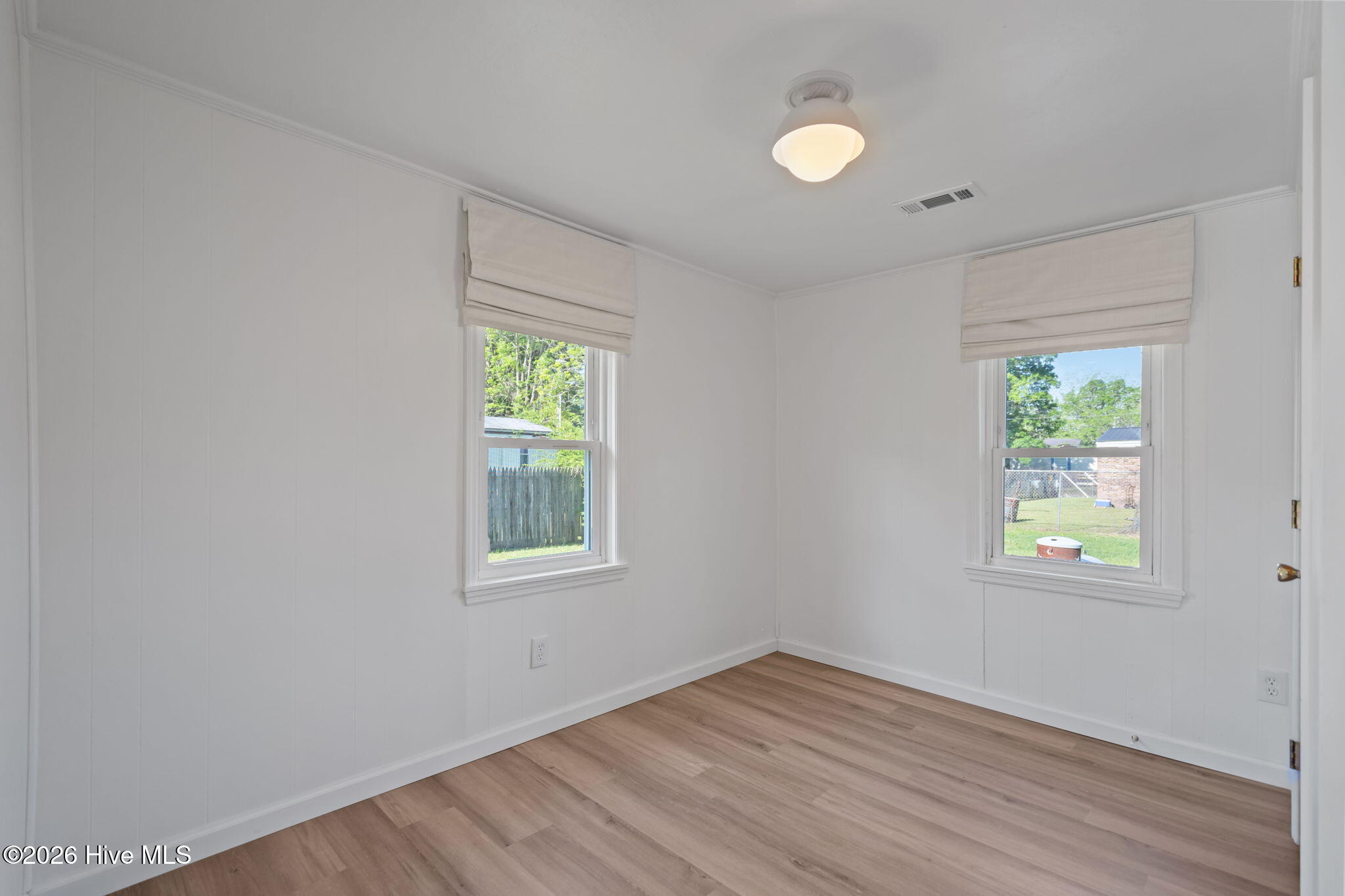 49 S 12th Street Property Photo 14