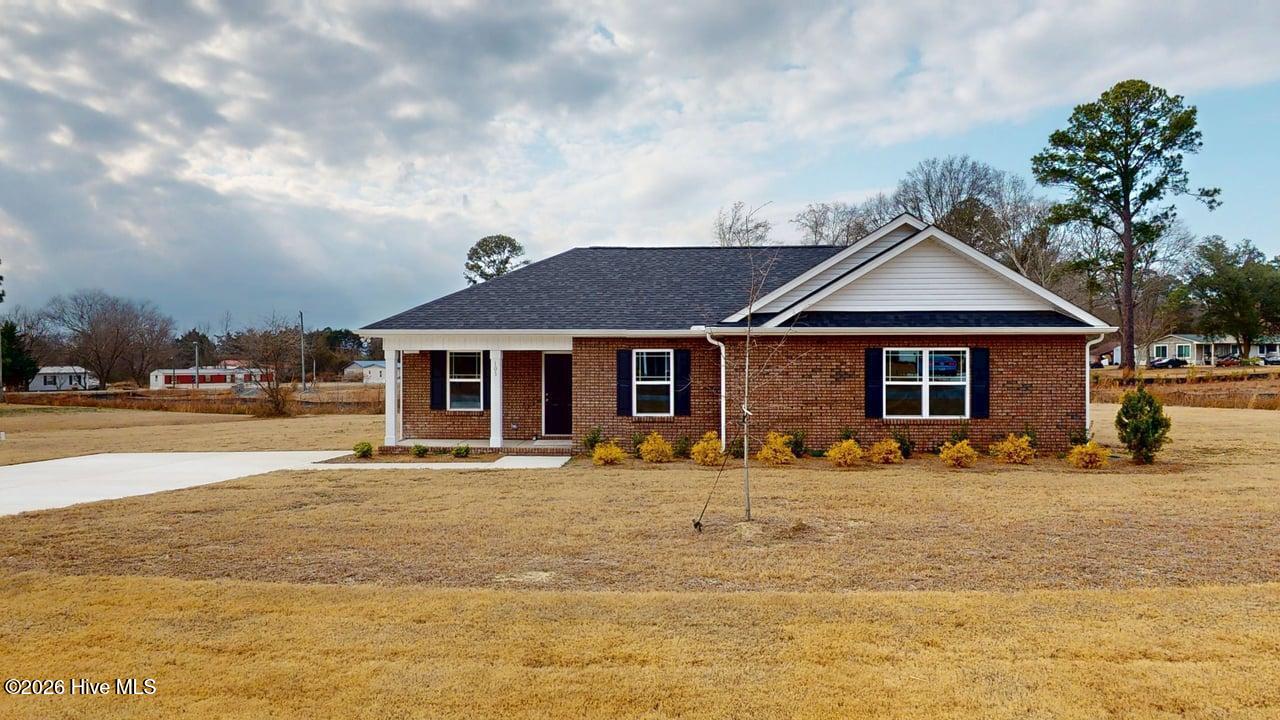 103 Sandy Spring Drive Property Photo 1