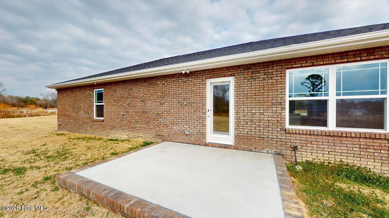 103 Sandy Spring Drive Property Photo 4
