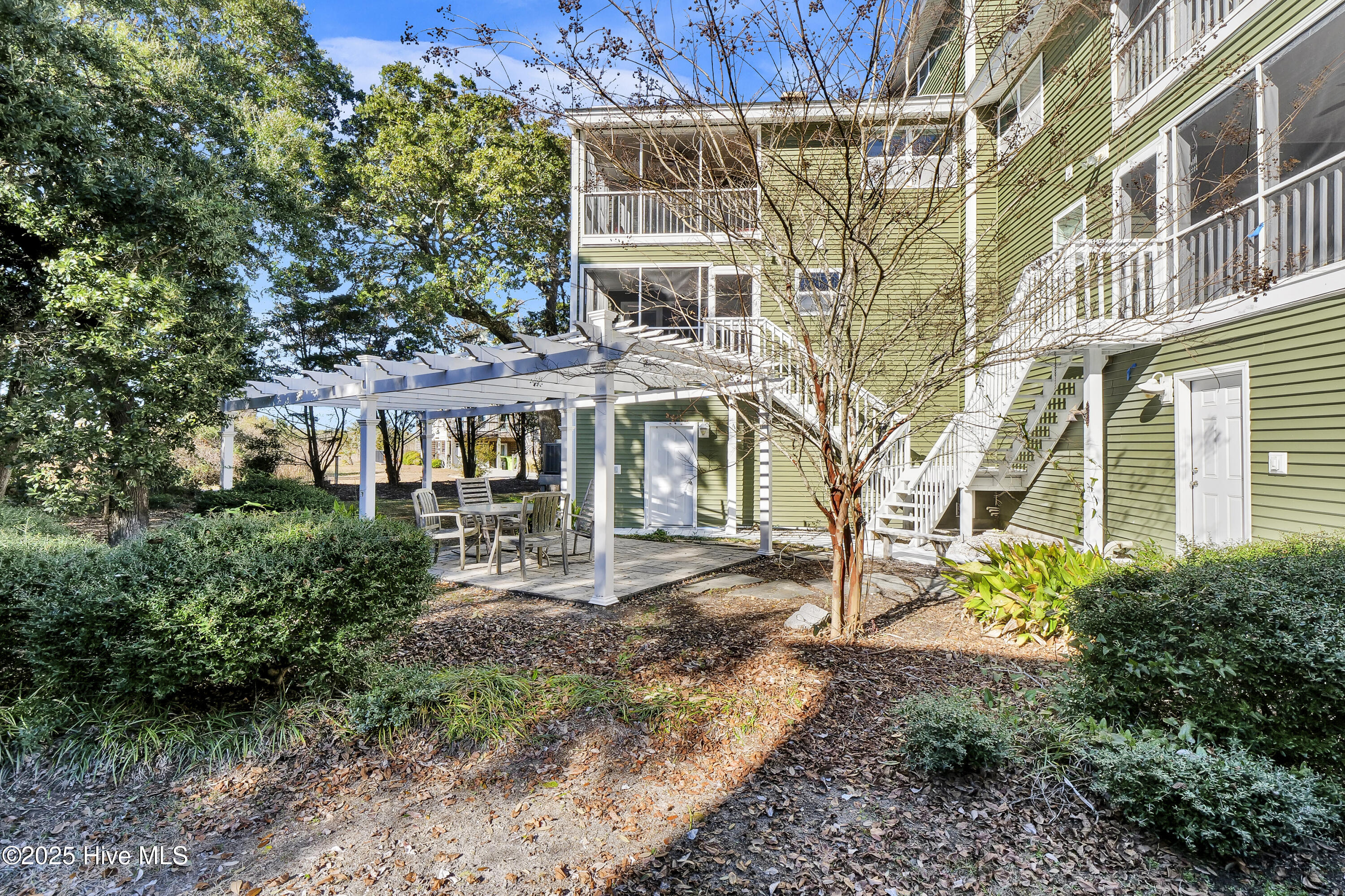 111 Cutlass Drive Property Photo 12