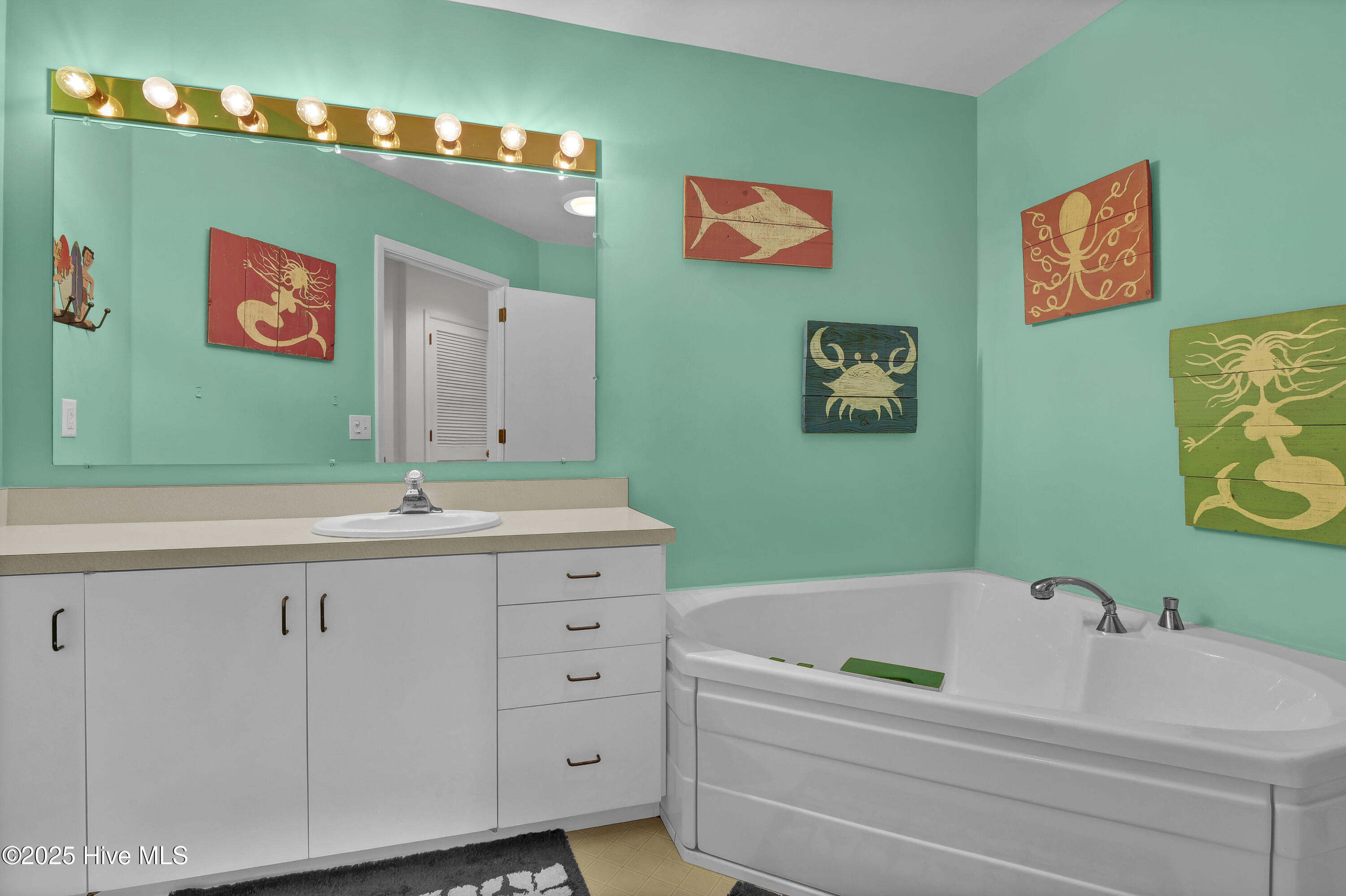 111 Cutlass Drive Property Photo 27