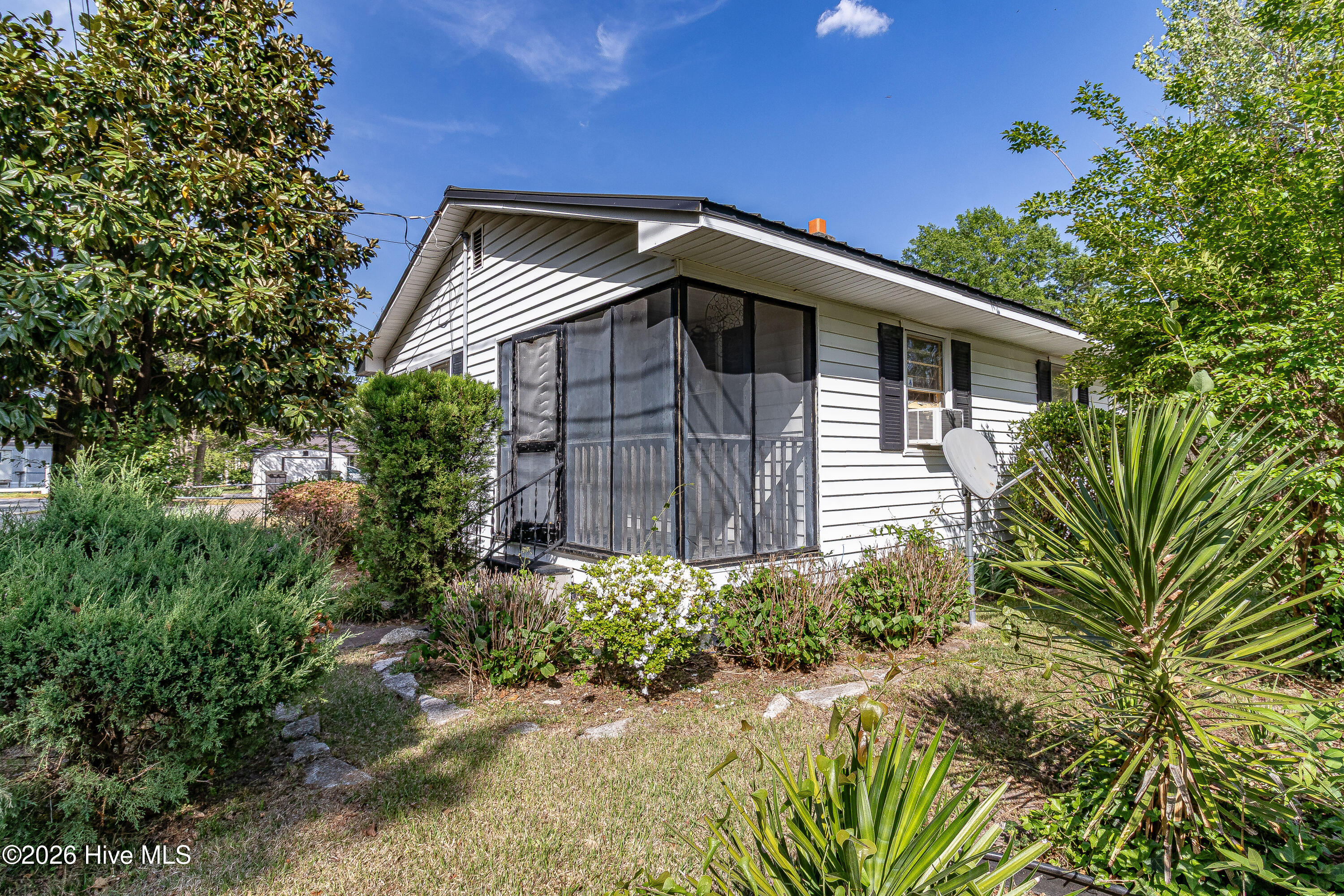 103 Springhill Street Property Photo 2