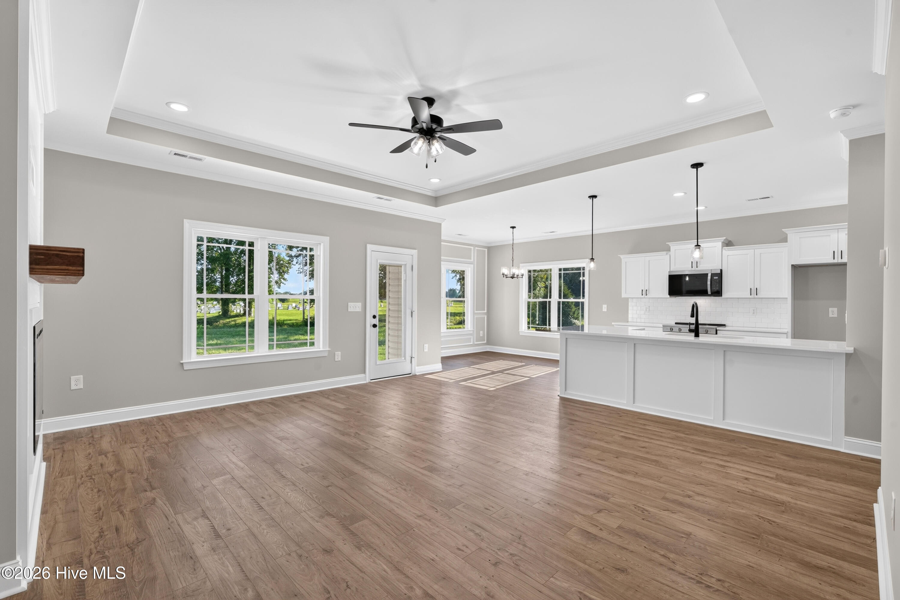 505 N Hillandale Drive Property Photo 12