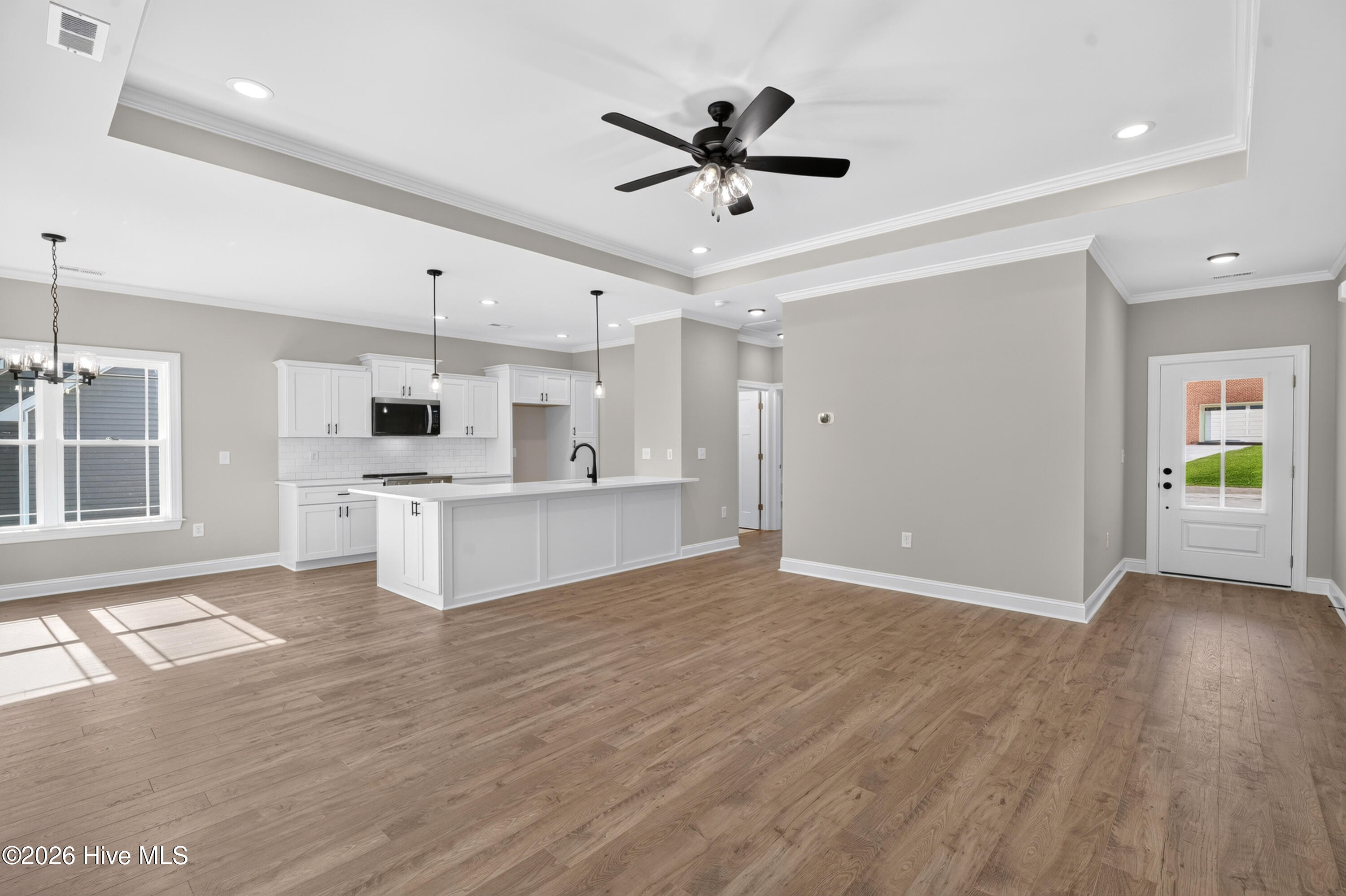 505 N Hillandale Drive Property Photo 18