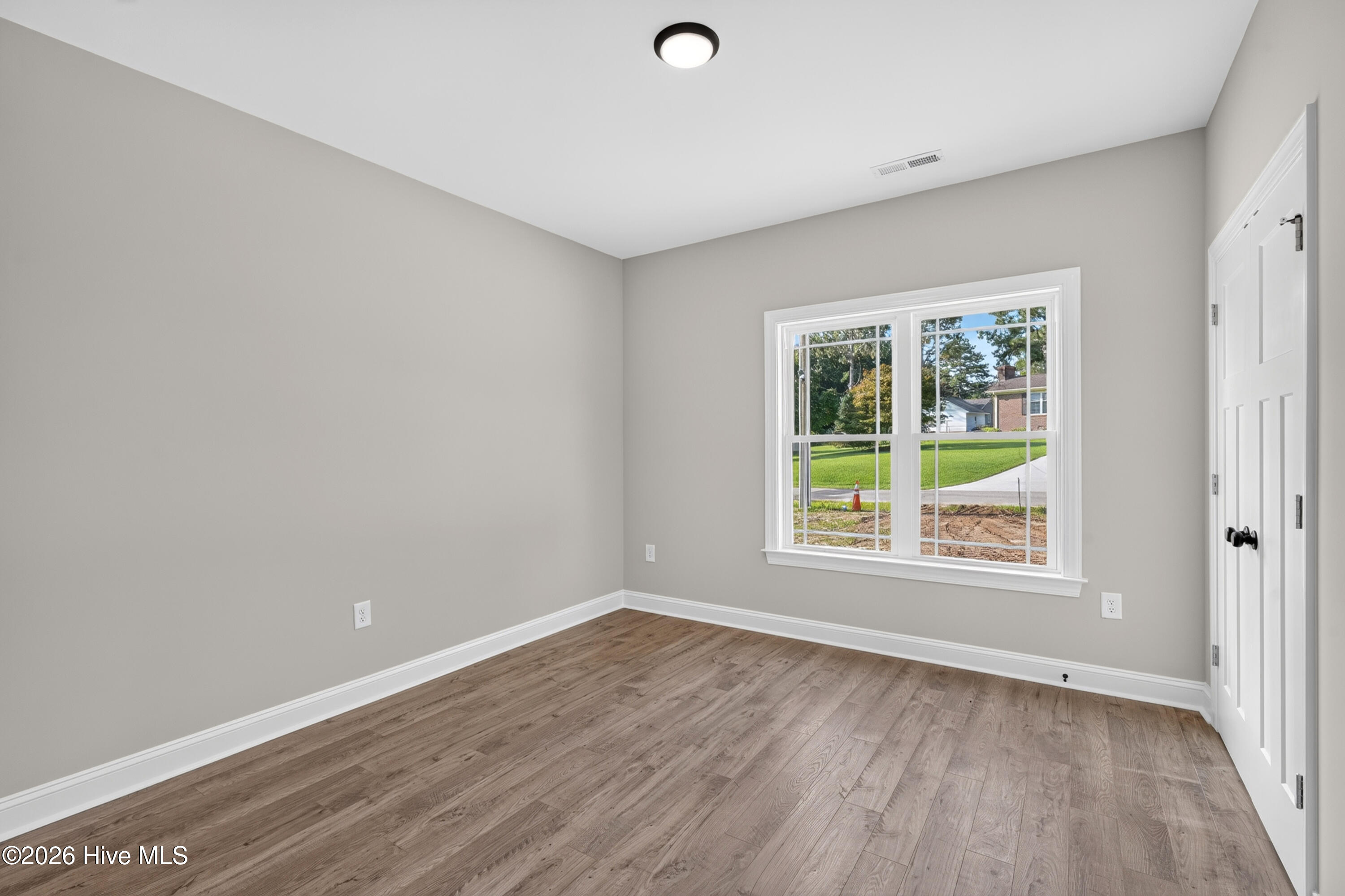 505 N Hillandale Drive Property Photo 28