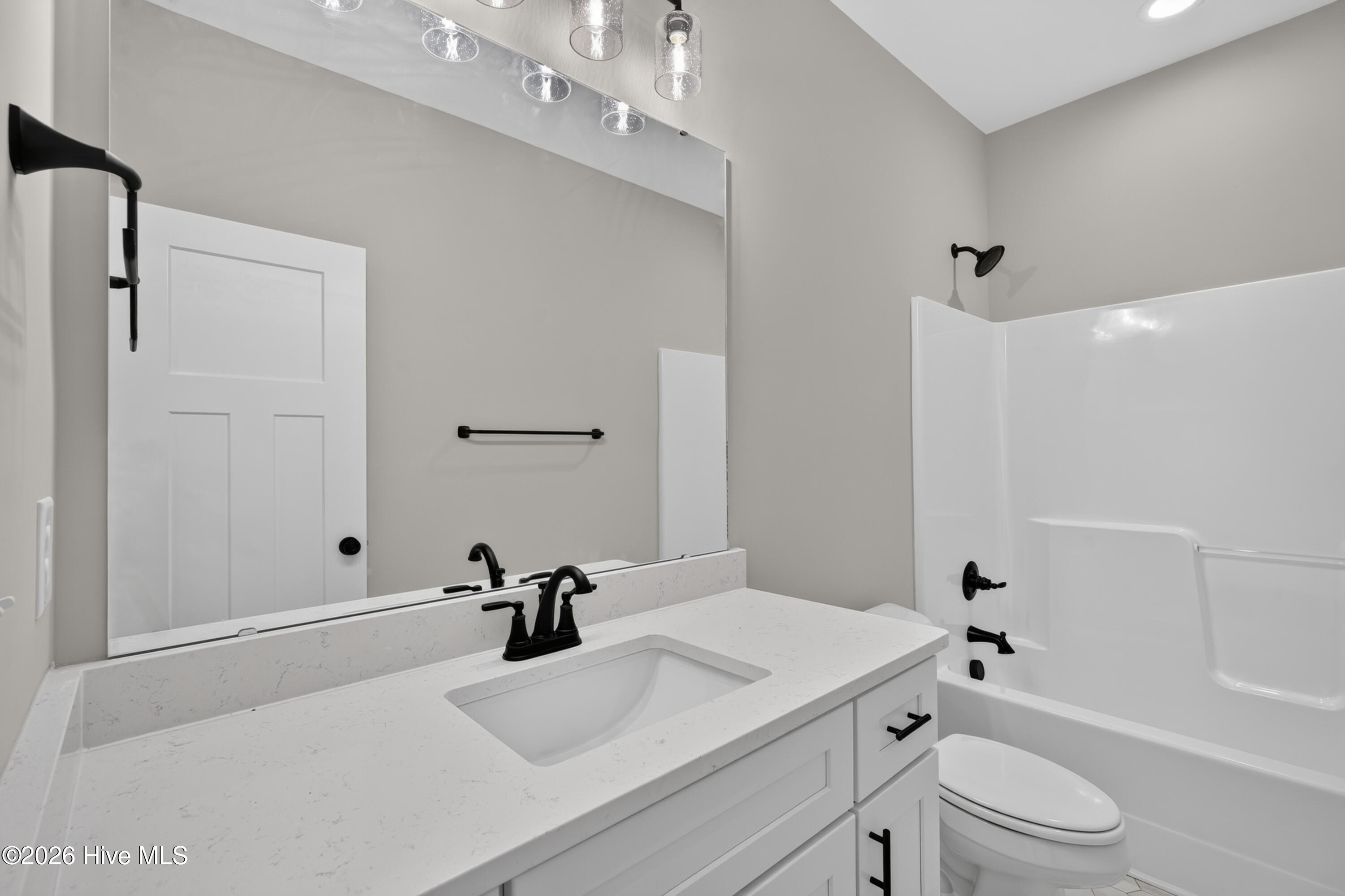 505 N Hillandale Drive Property Photo 32