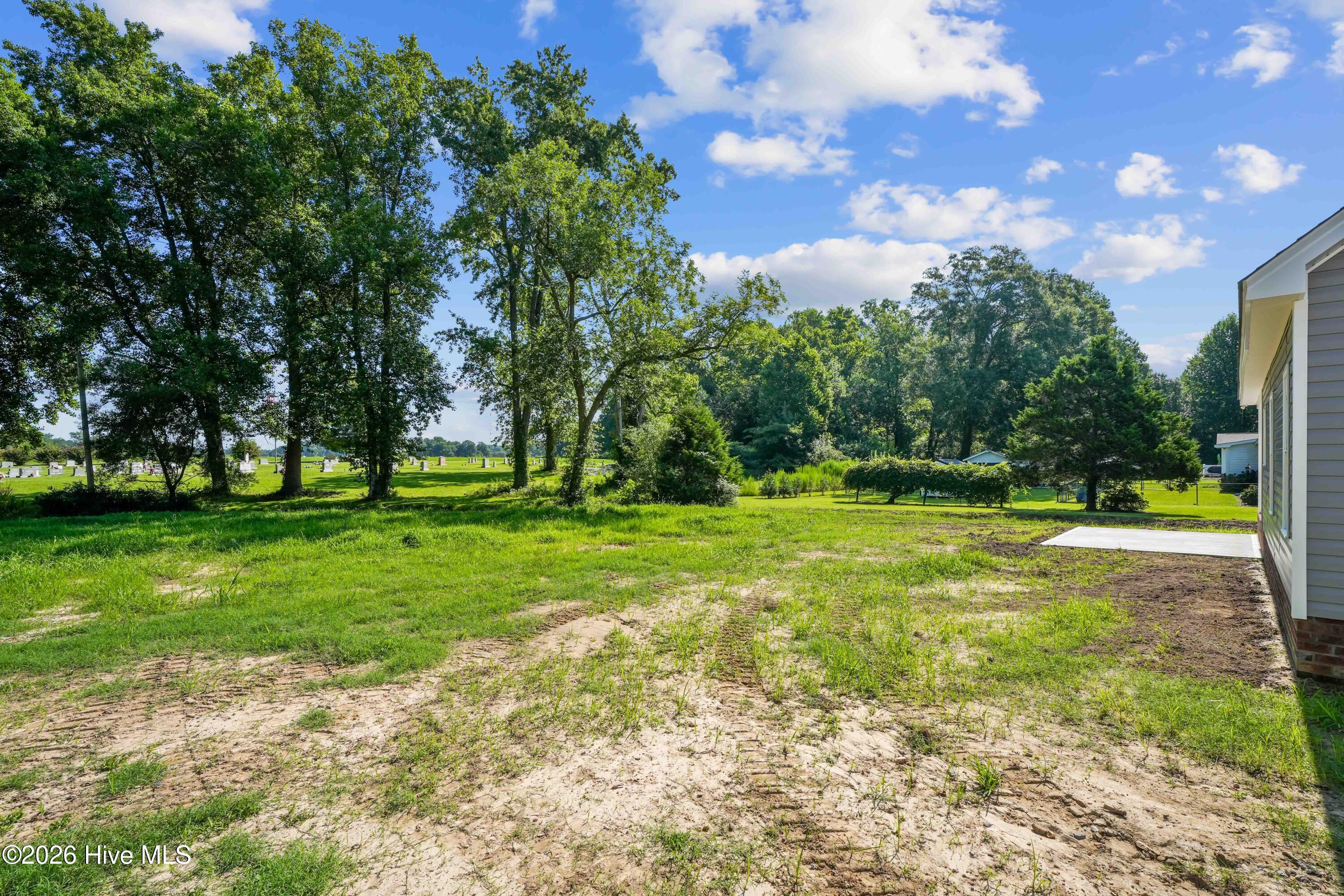 507 N Hillandale Drive Property Photo 11