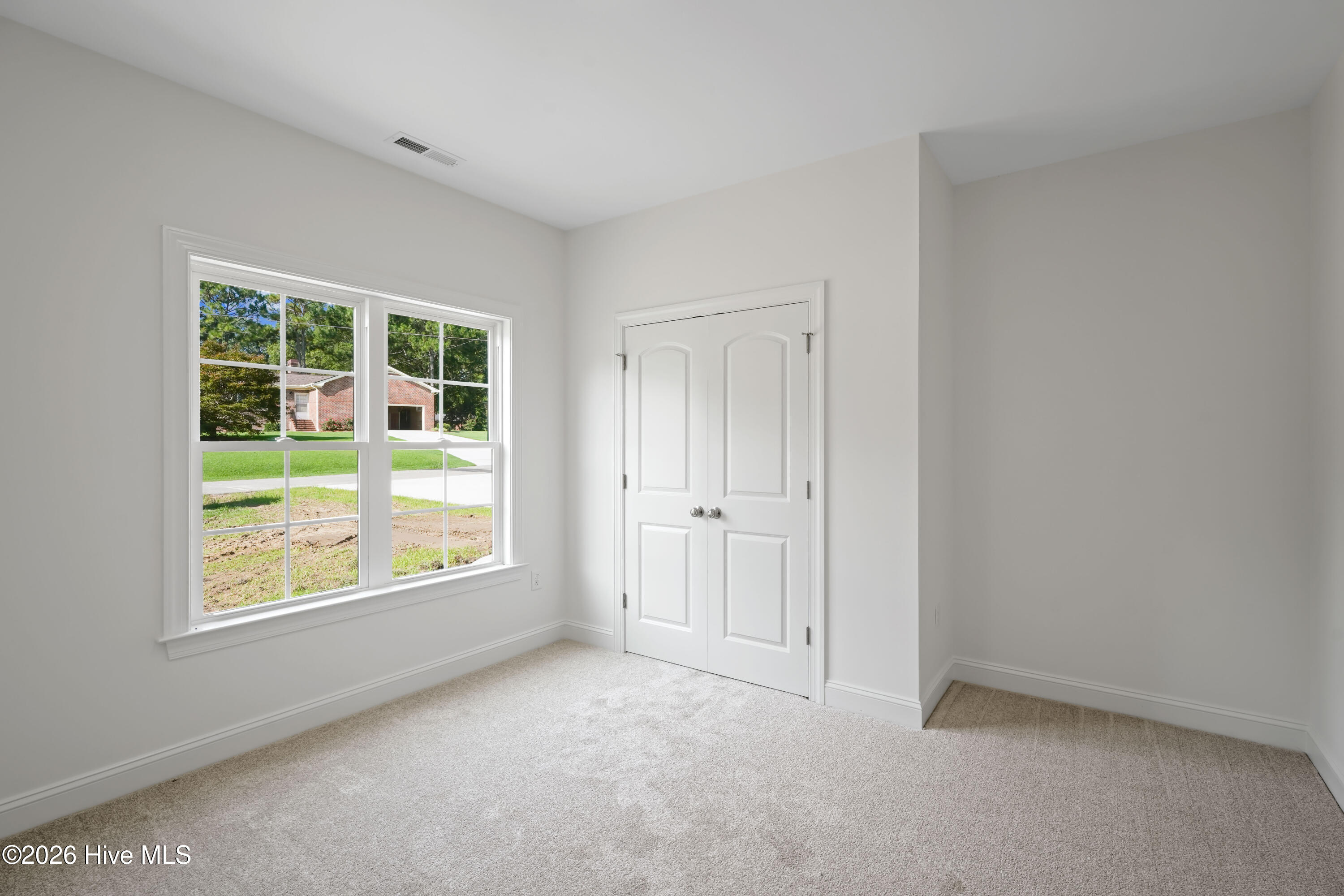 507 N Hillandale Drive Property Photo 20