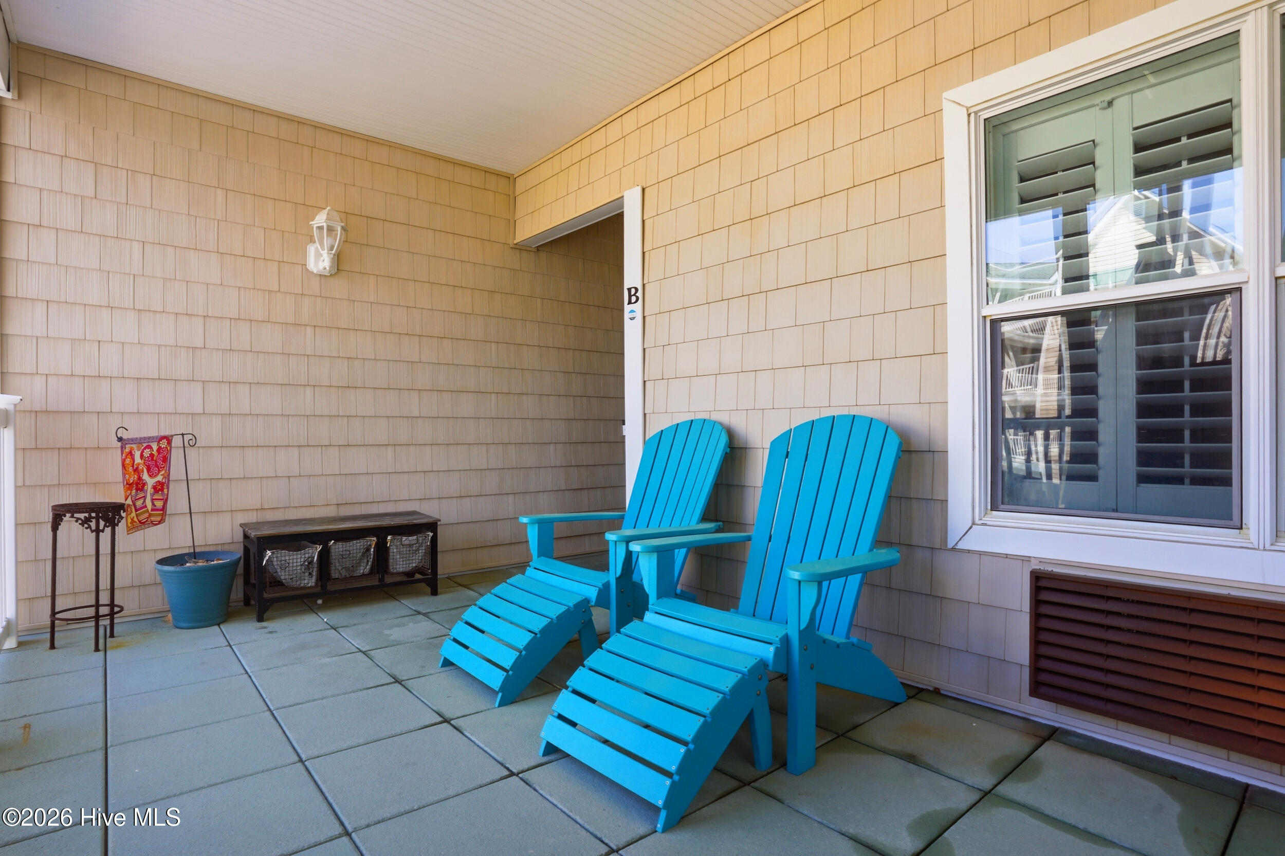 158 Via Old Sound Boulevard # B Property Photo 3