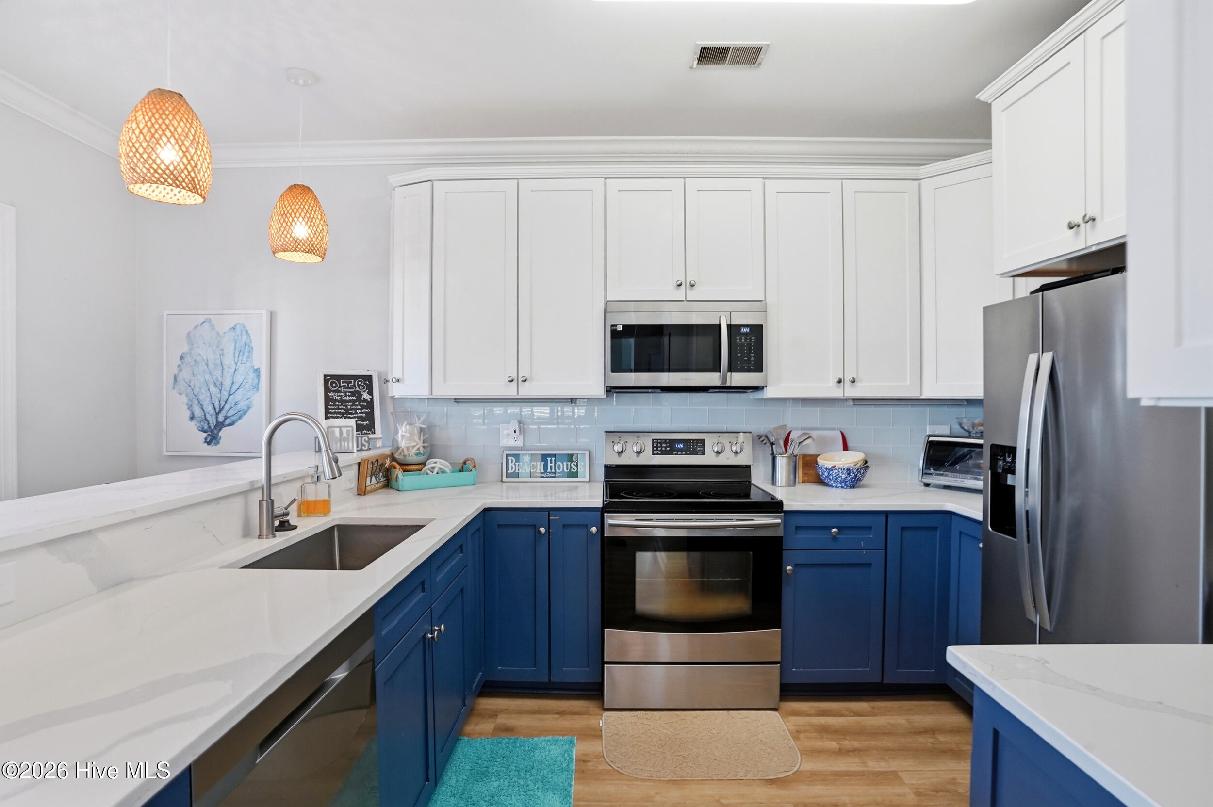 158 Via Old Sound Boulevard # B Property Photo 9
